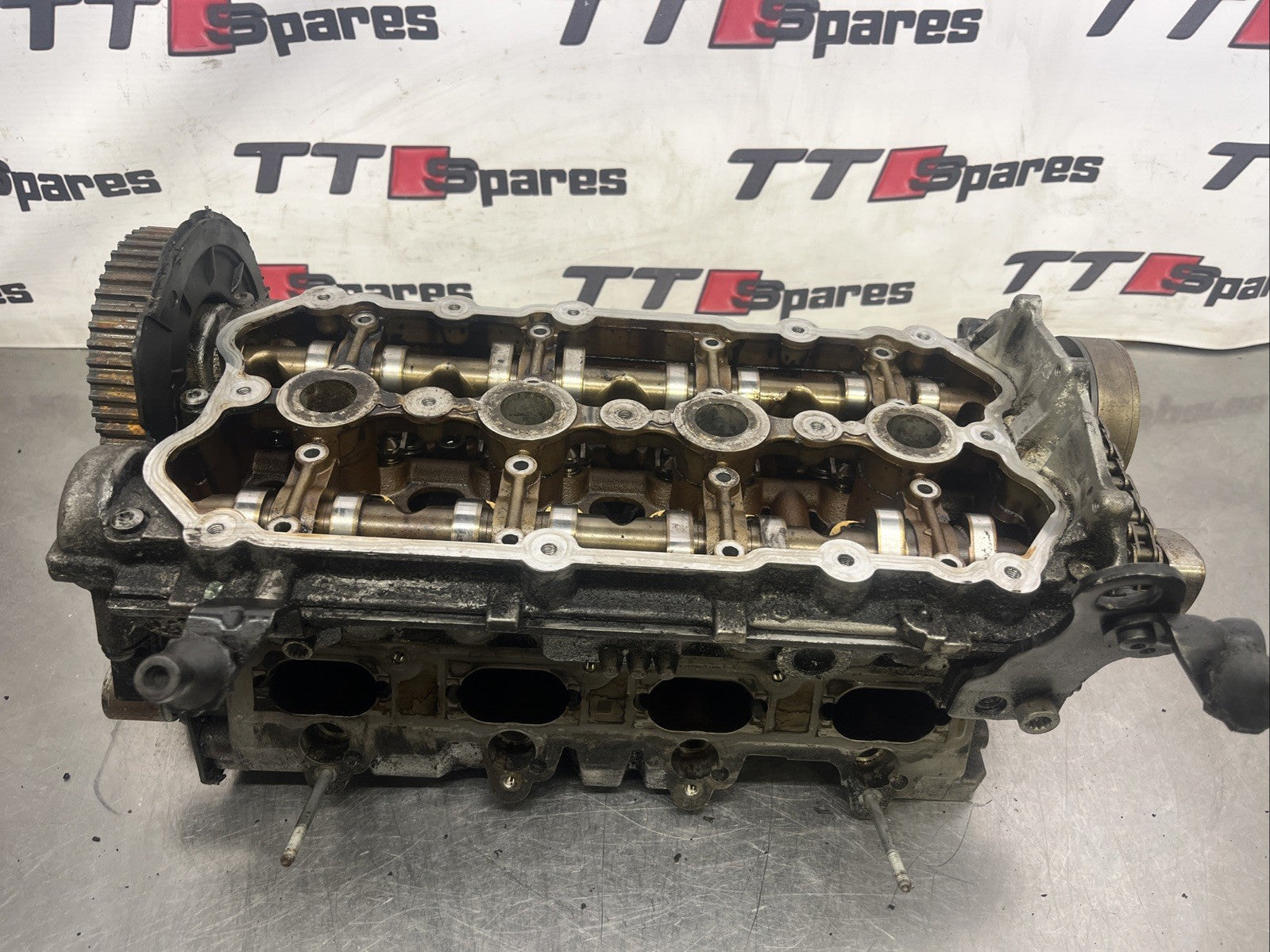 2.0 TFSI BWA cylinder head 06F103373 With Cams Complete