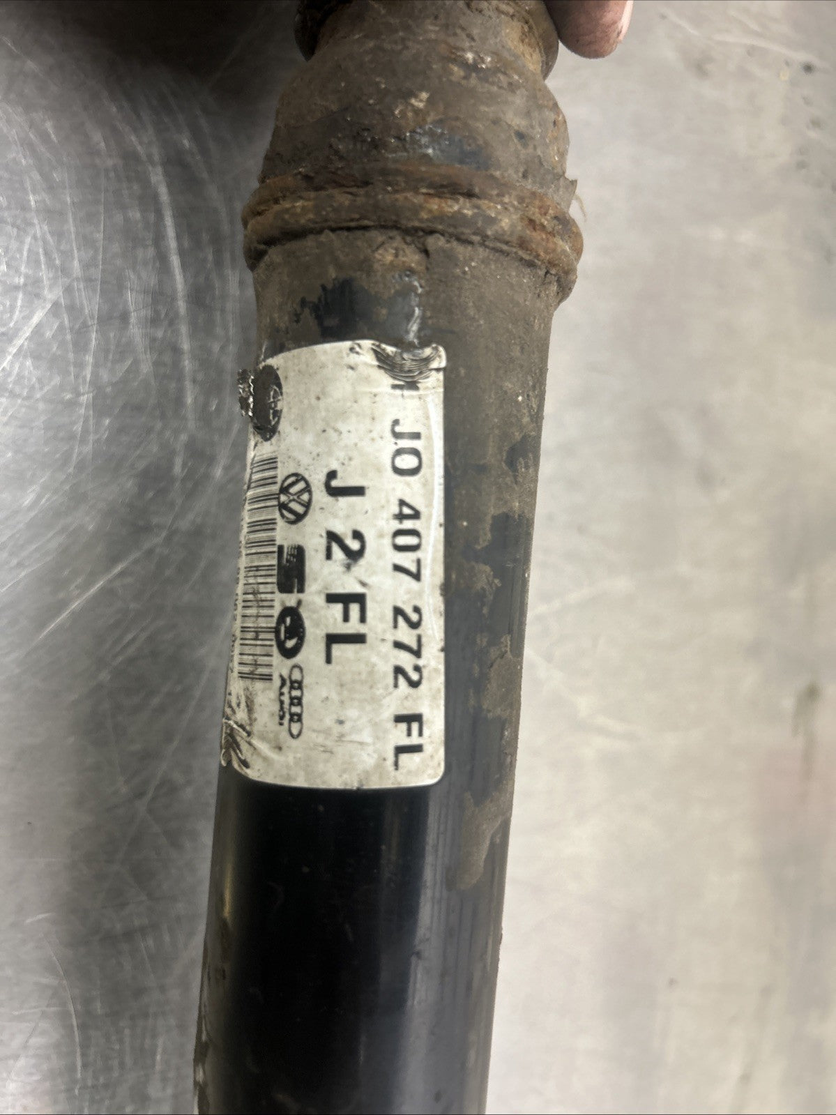 2000-2004 VW Golf MK4 2.8 V6 4motion Front Right OSF Driveshaft  Genuine 