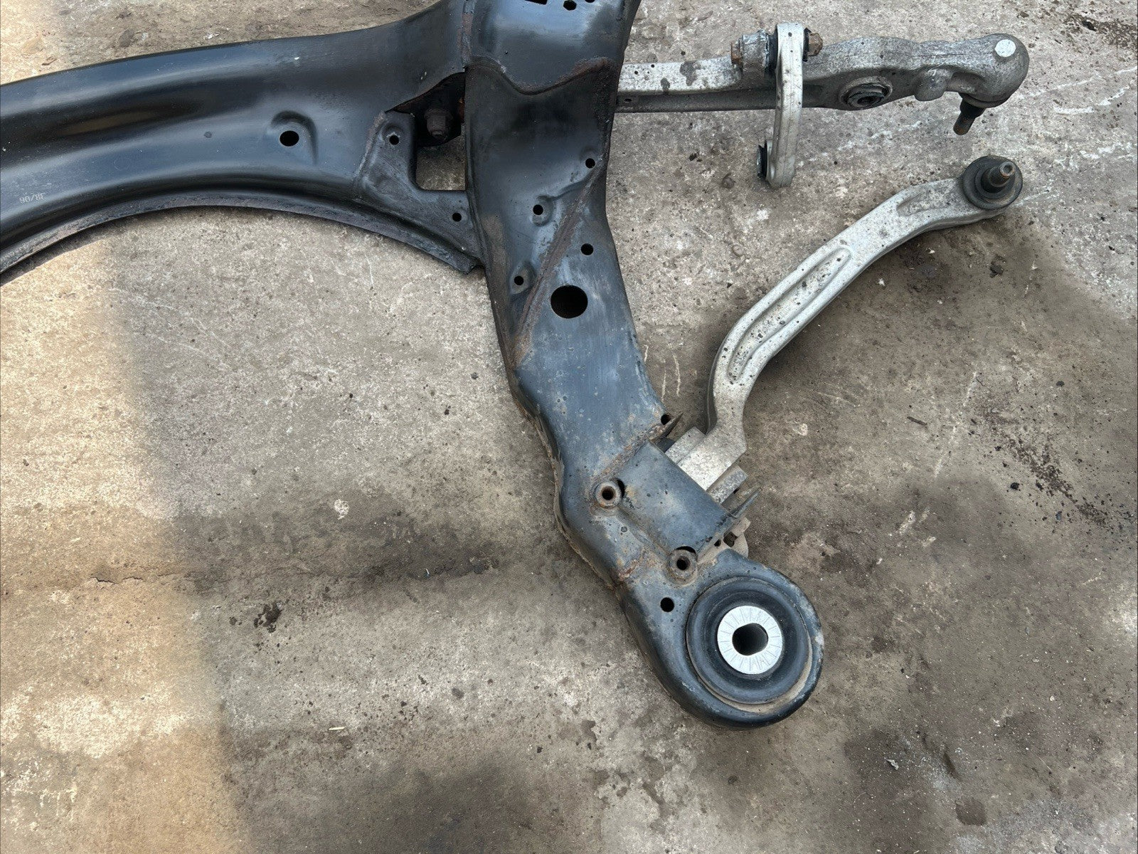 Audi A6 C6 Quattro Front Axle Subframe Support Cradle Carrier  4F0399313AD