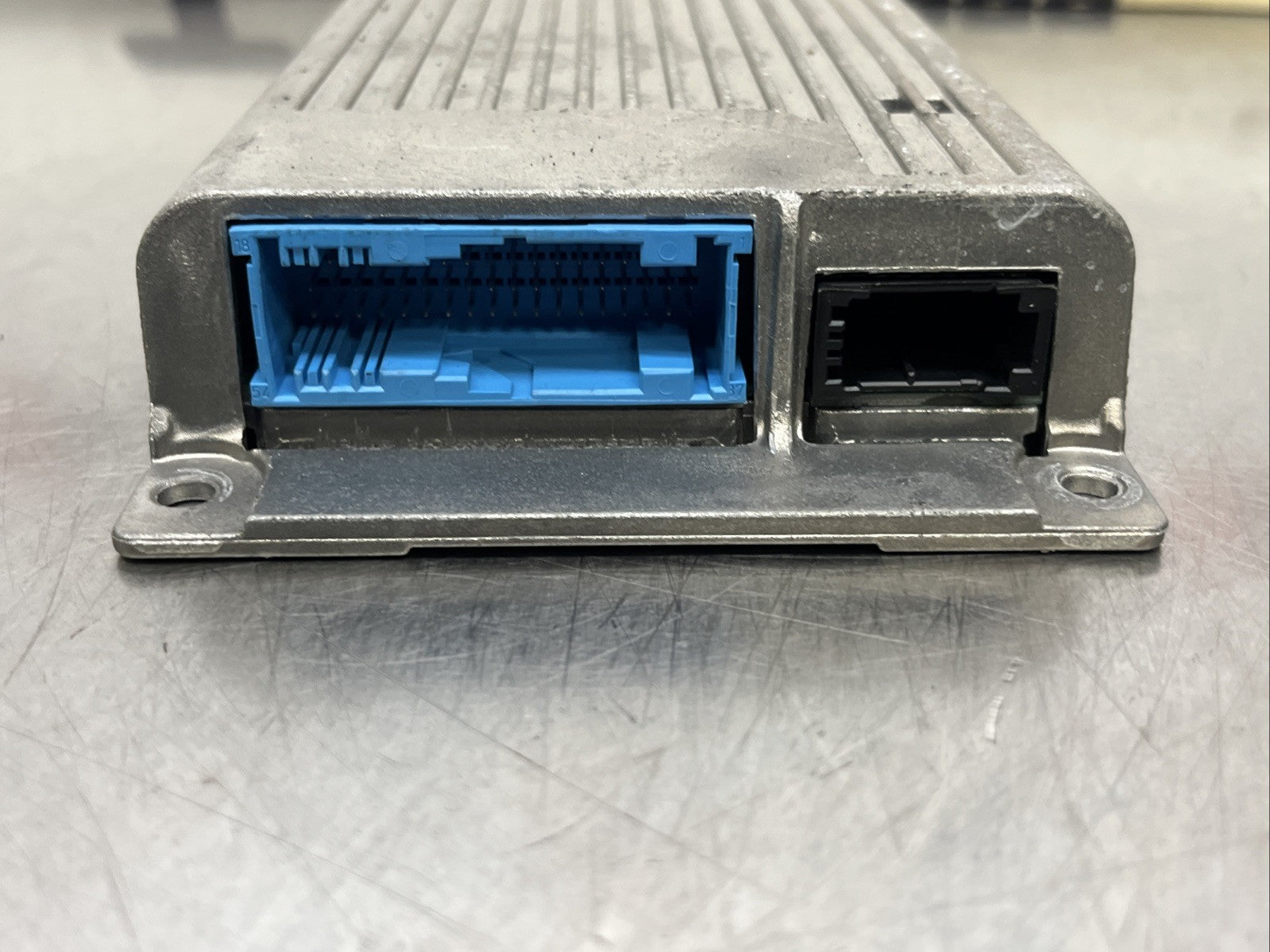 BMW E92 E93 M3 Bluetooth MULF2 High Basis SVS Module Harman/Becker 8410 9187625