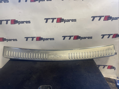 GENUINE RANGE ROVER SPORT 2005 - 2012 TAILAGTE SCUFF PLATE LR007322