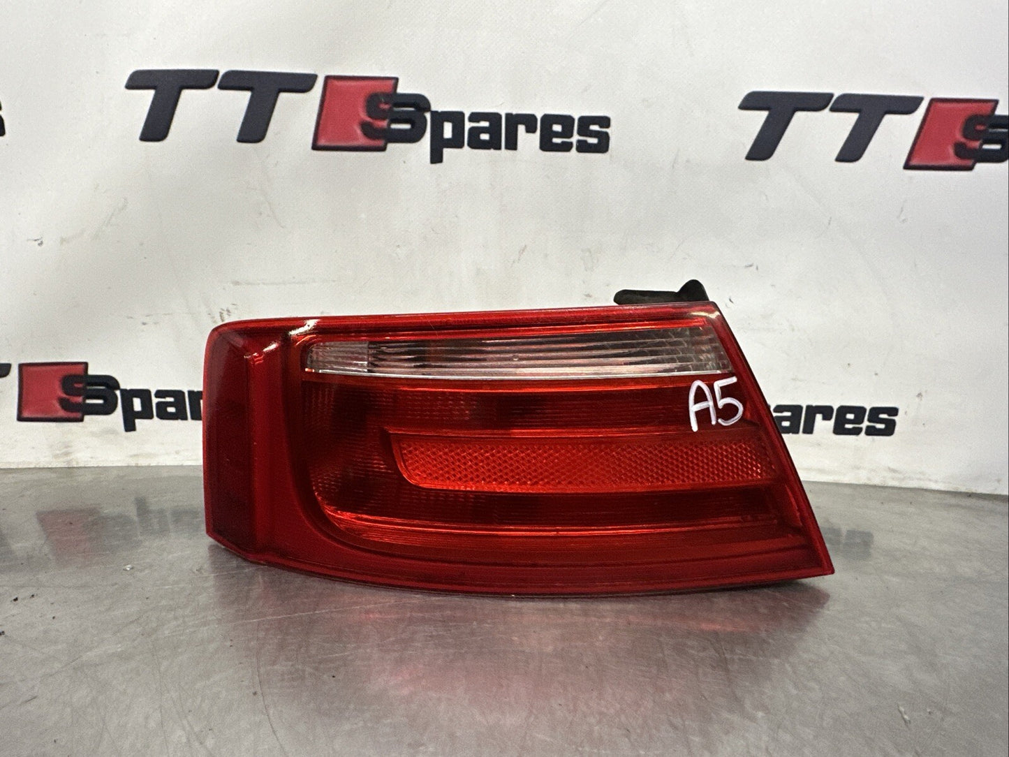 AUDI A5 TAIL LIGHT PASSENGER SIDE NEARSIDE LH 2010 2 DOOR COUPE