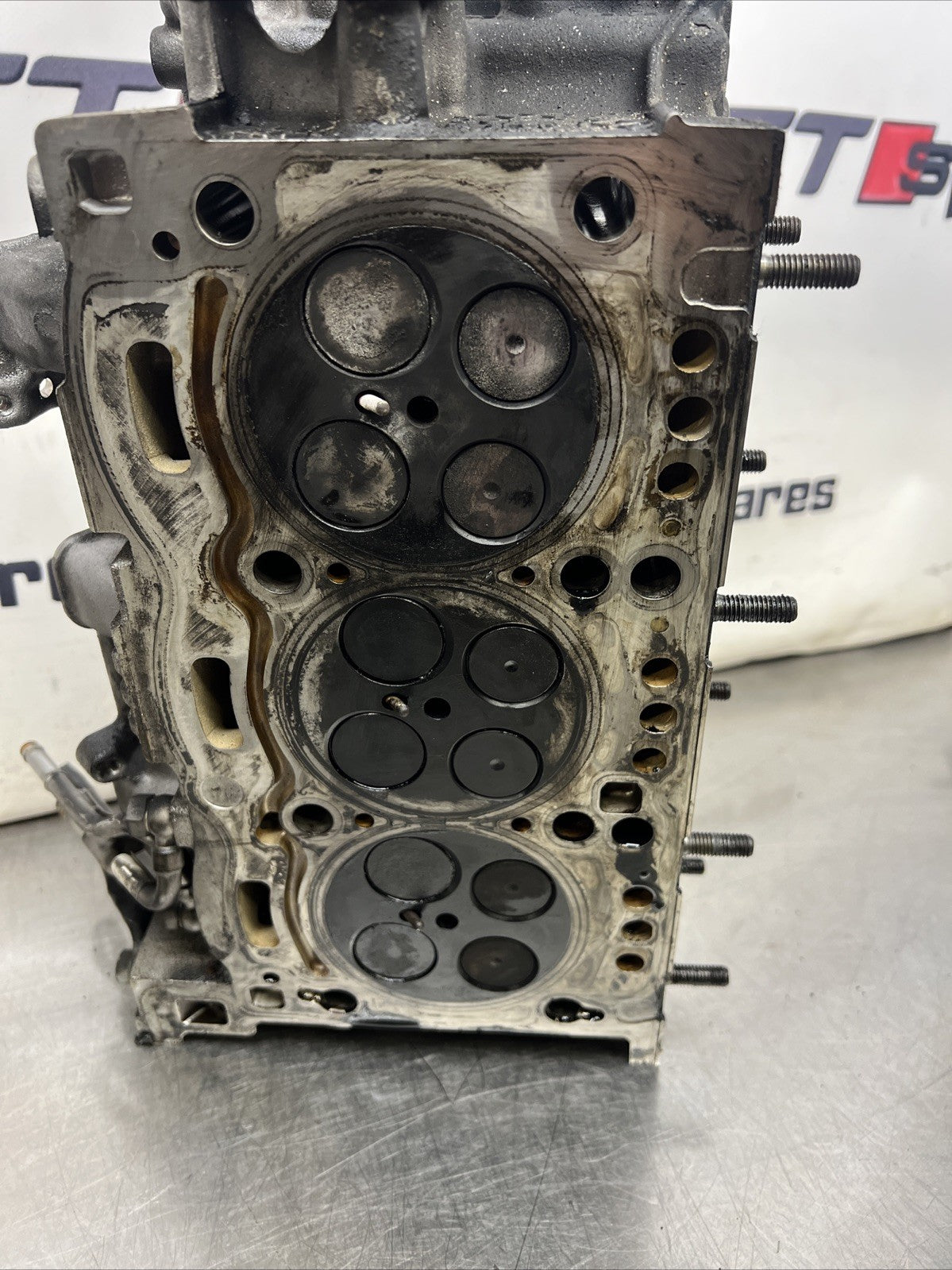AUDI Q7 CYLINDER HEAD RIGHT SIDE 3.0 TDI / CRCA - CRC DIESEL MK1 4L 2014