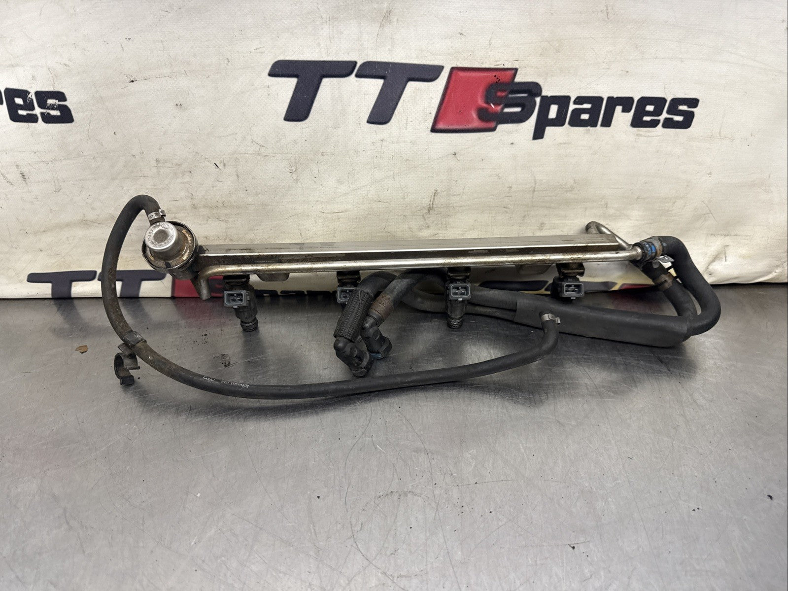 Audi TT Leon Cupra R 2001-2006 BAM 225 Fuel Rail Ramp inc Fuel Injectors