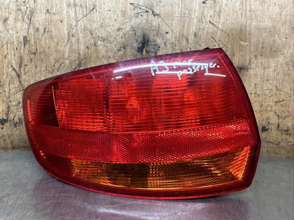 8P49450956: AUDI A3 2008 Rear Light N/S   80479