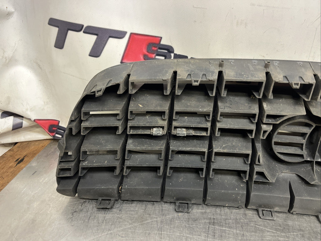 Genuine Audi TT Mk1 8N 99-06 Quattro Badge 3 slat V6 Grille bumper