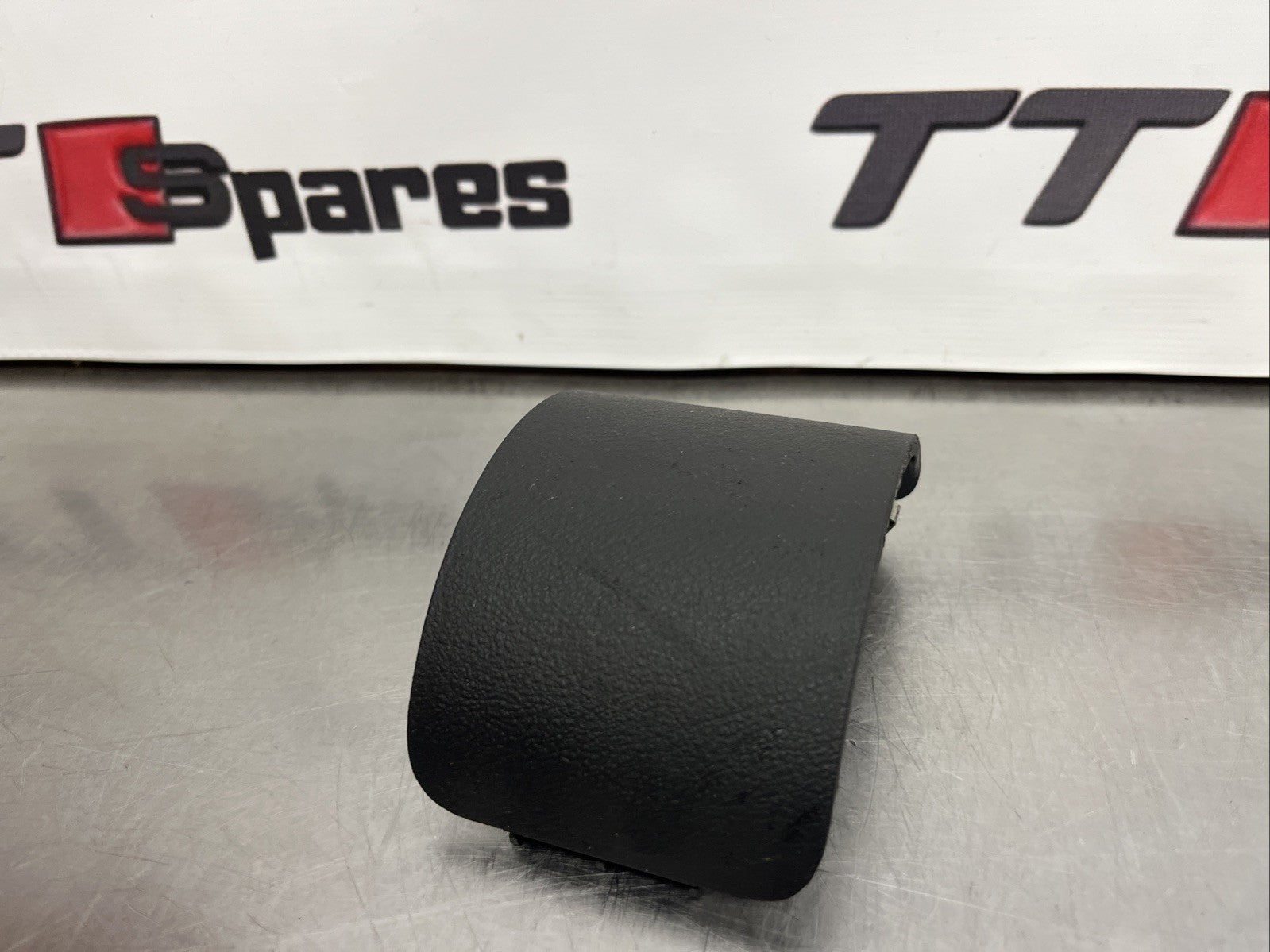 Audi TT Mk1 Curved Rear Centre Console Trim Soul Black 8N0863274 Blank 98-06 VGC