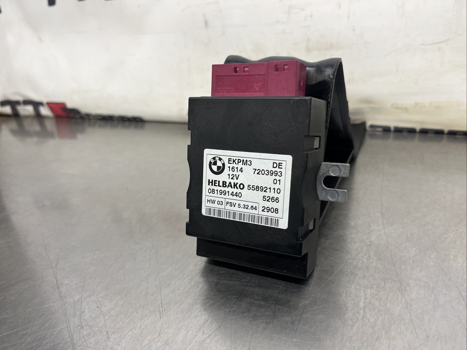 Fuel Pump Control Unit BMW E60 E81 E87 E90 E92 Module Sensor ECU 7180426