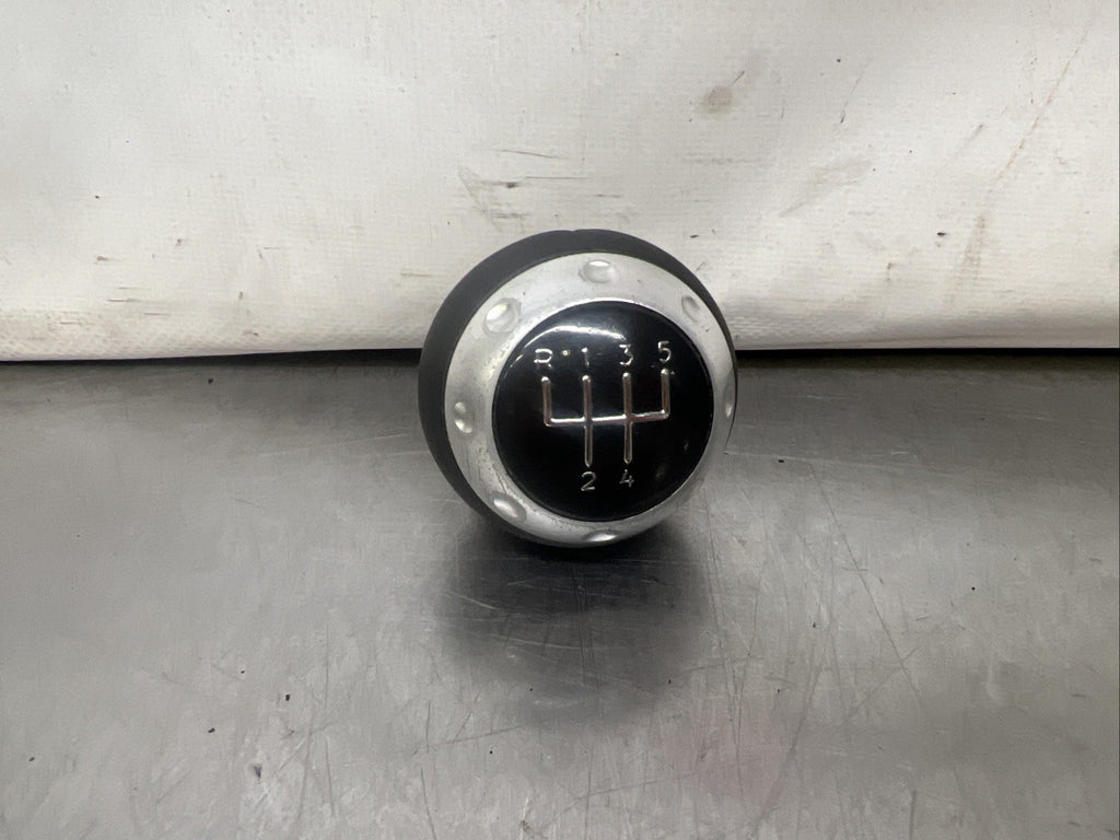 Audi TT Mk1 8N - 5 Speed Gear Knob - Used (0429)