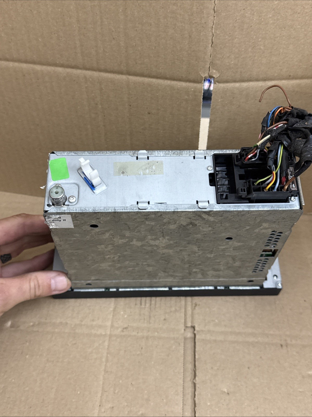 4B0035152E 2003 AUDI TT RADIO STEREO CASSETTE PLAYER HEAD UNIT With Code