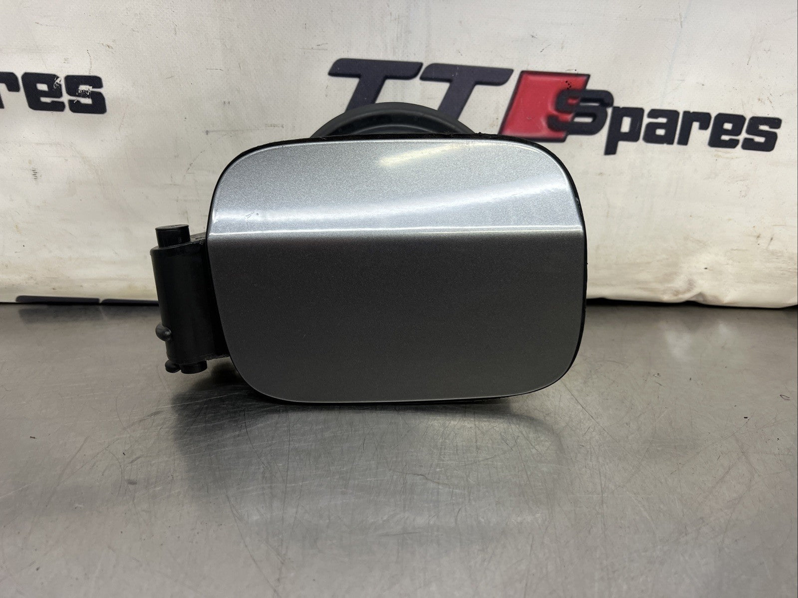 BMW X5 E70 2009 FUEL DOOR COVER IN SPACE GREY 