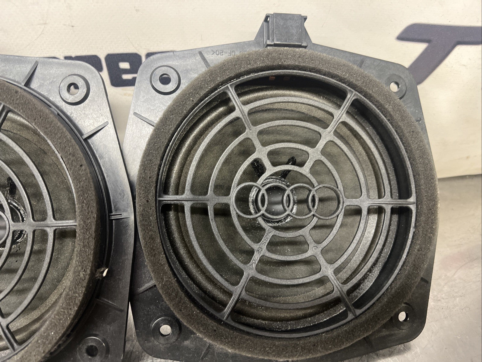 8J0035411 Lautsprecher Tür Tiefton Bass Aktiv hinten OEM Audi TT RS 8J