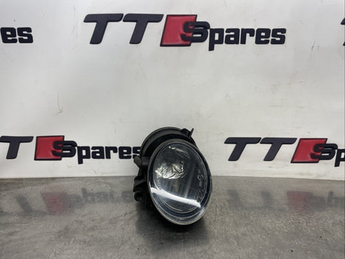 06-14 AUDI TT MK2 FOG LIGHT DRIVERSIDE 8J0941700 USED 
