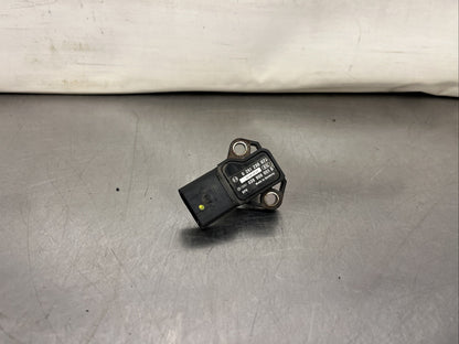 VW Golf Mk5 GTI 2.0 16V AXX BWA Air pressure Sensor In Pipe 038906051D