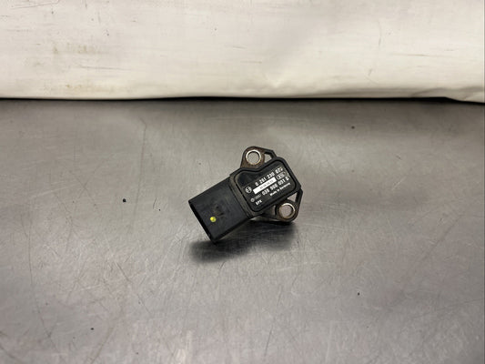 VW Golf Mk5 GTI 2.0 16V AXX BWA Air pressure Sensor In Pipe 038906051D