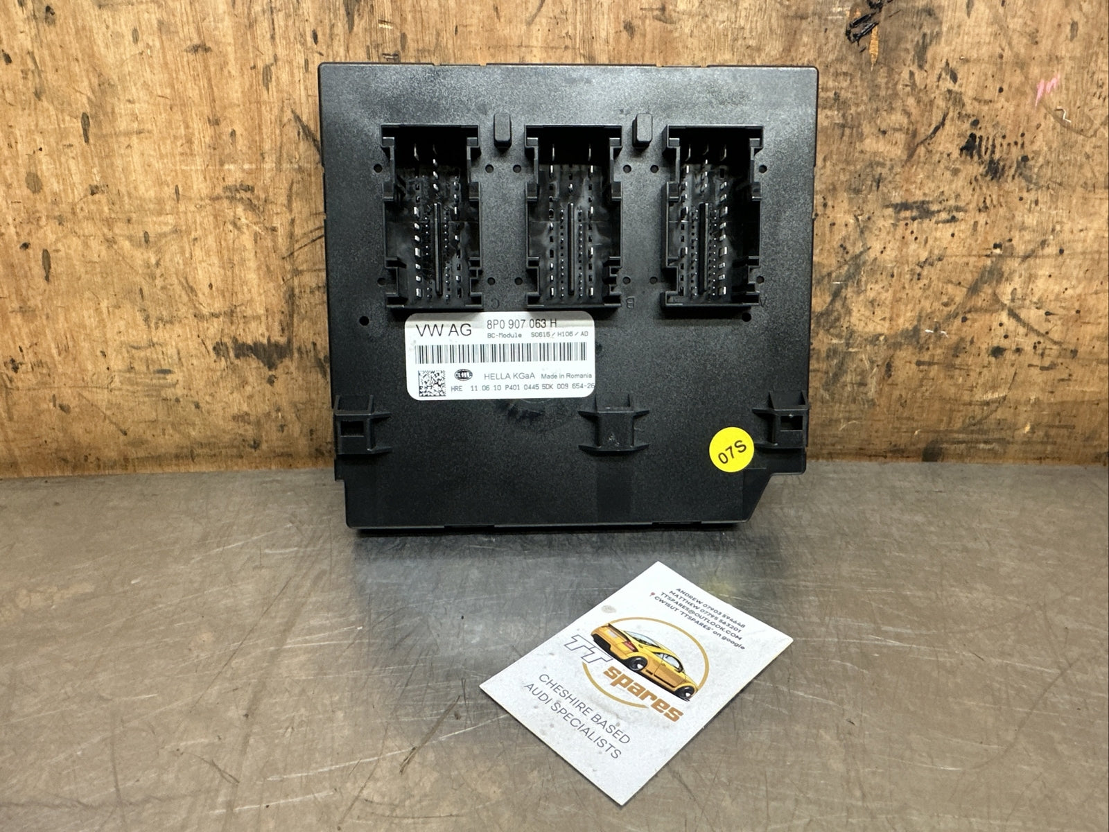 2011-2013 AUDI RS3 8P BODY CONTROL MODULE 8P0907063H (TTRS 8J, RS3 8P)