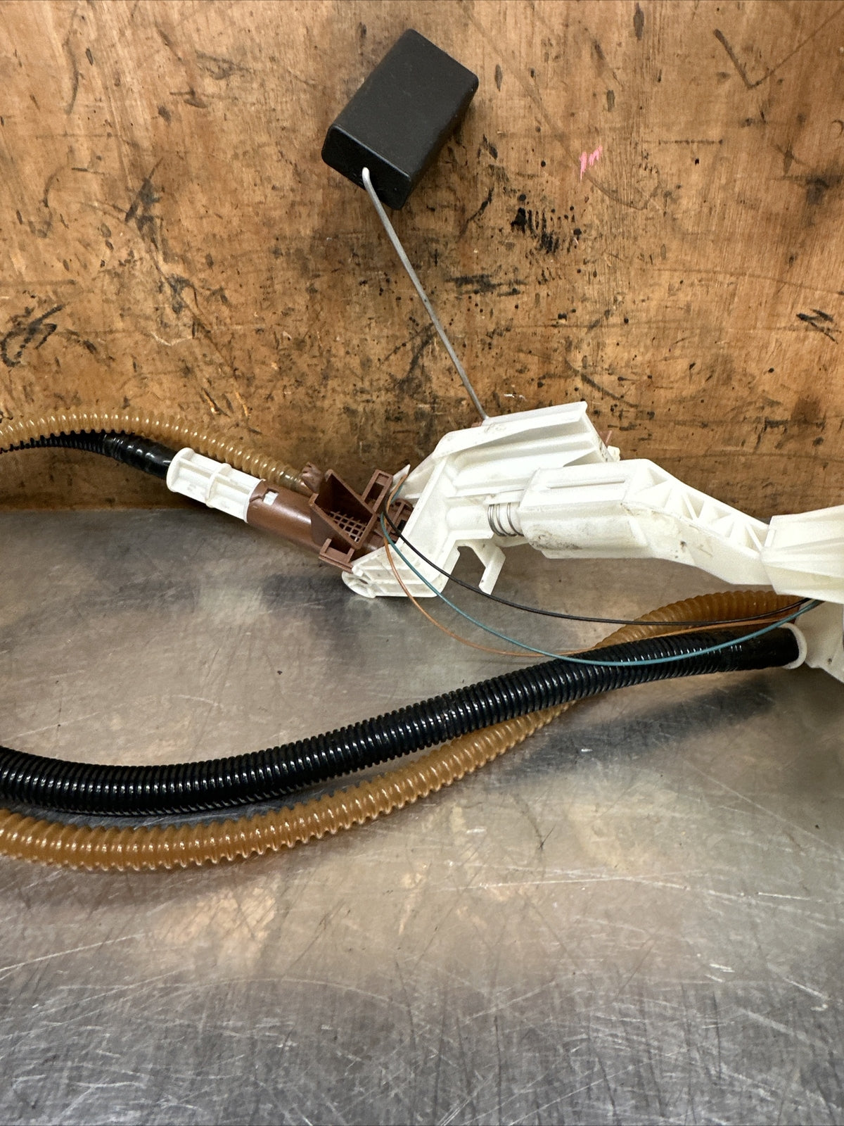 AUDI TT 8J MK2 3.2 V6 GENUINE FUEL LEVEL SENDER UNIT 1K0919673AC