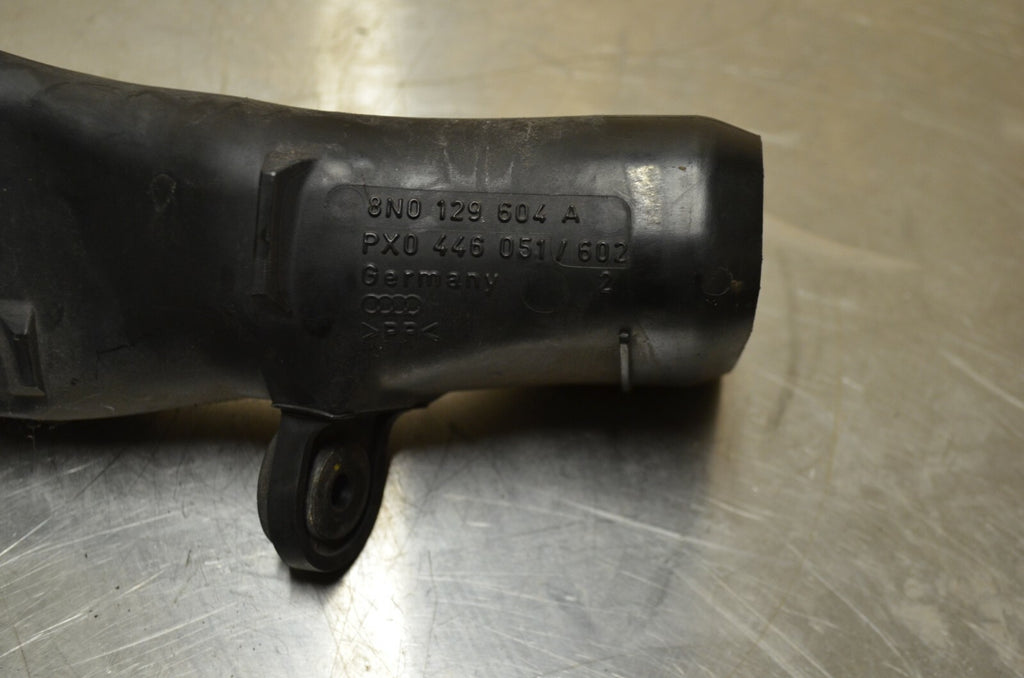 Audi TT 8N 1998-2006 Mk1 225 Quattro 1.8T Airbox intake pipe duct 8N0129604A