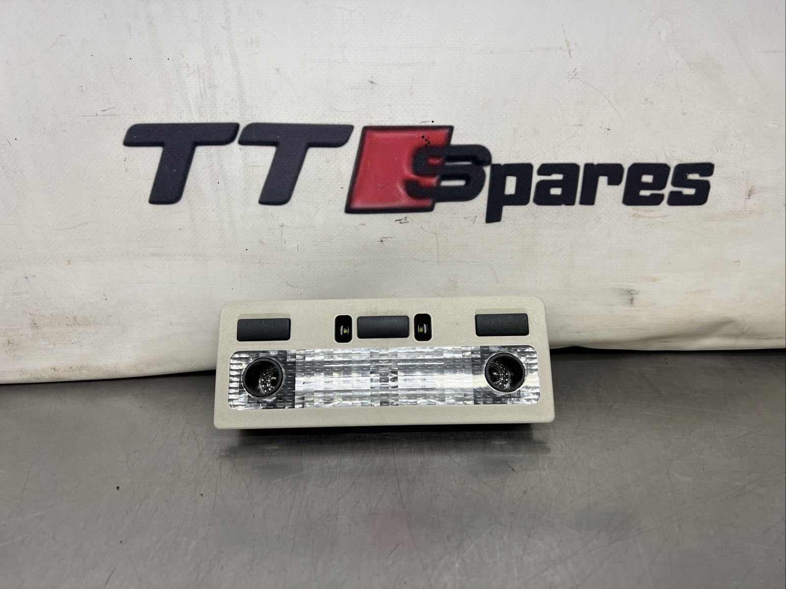 RANGE ROVER L322 VOGUE FRONT INTERIOR LIGHT 3H4213C742 Ivory ✅