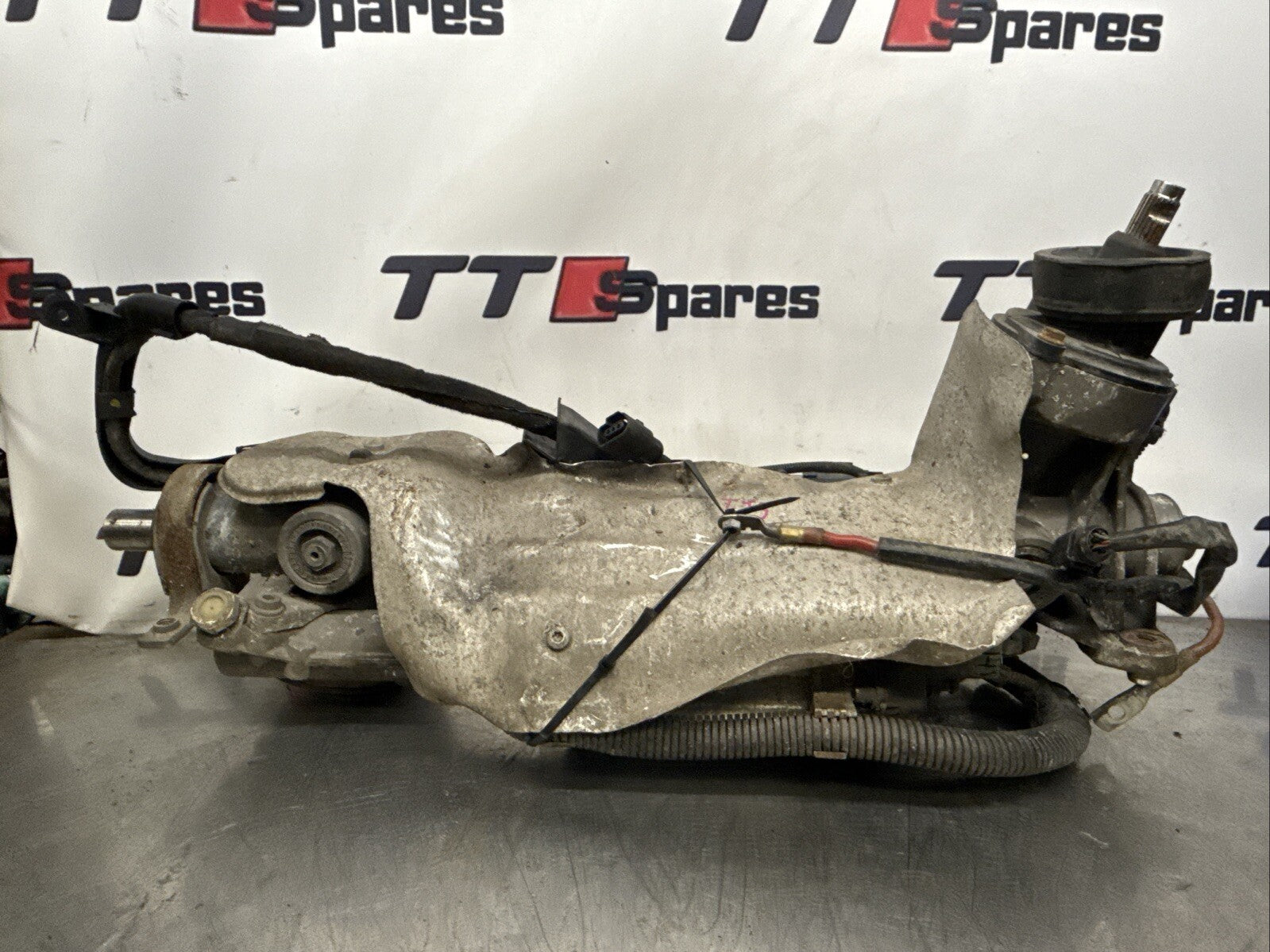 Audi TT TTS 8J 2.0TFSI Power Steering Rack 8J2423051K 2009 plug damaged