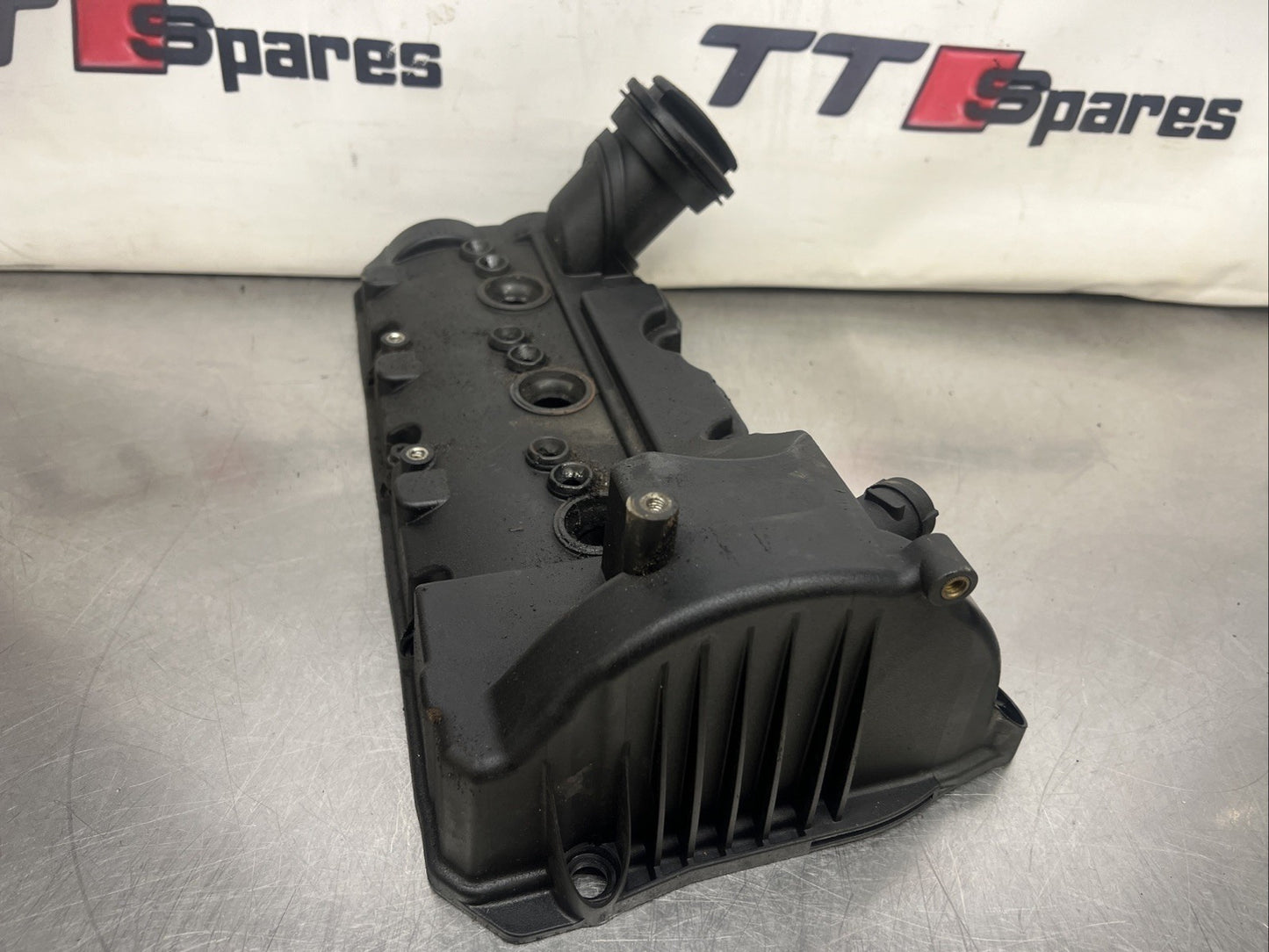 AUDI Q7 MK1 4L ROCKER COVER LEFT SIDE 3.0 TDI CRCA - CRC DIESEL 2012  
