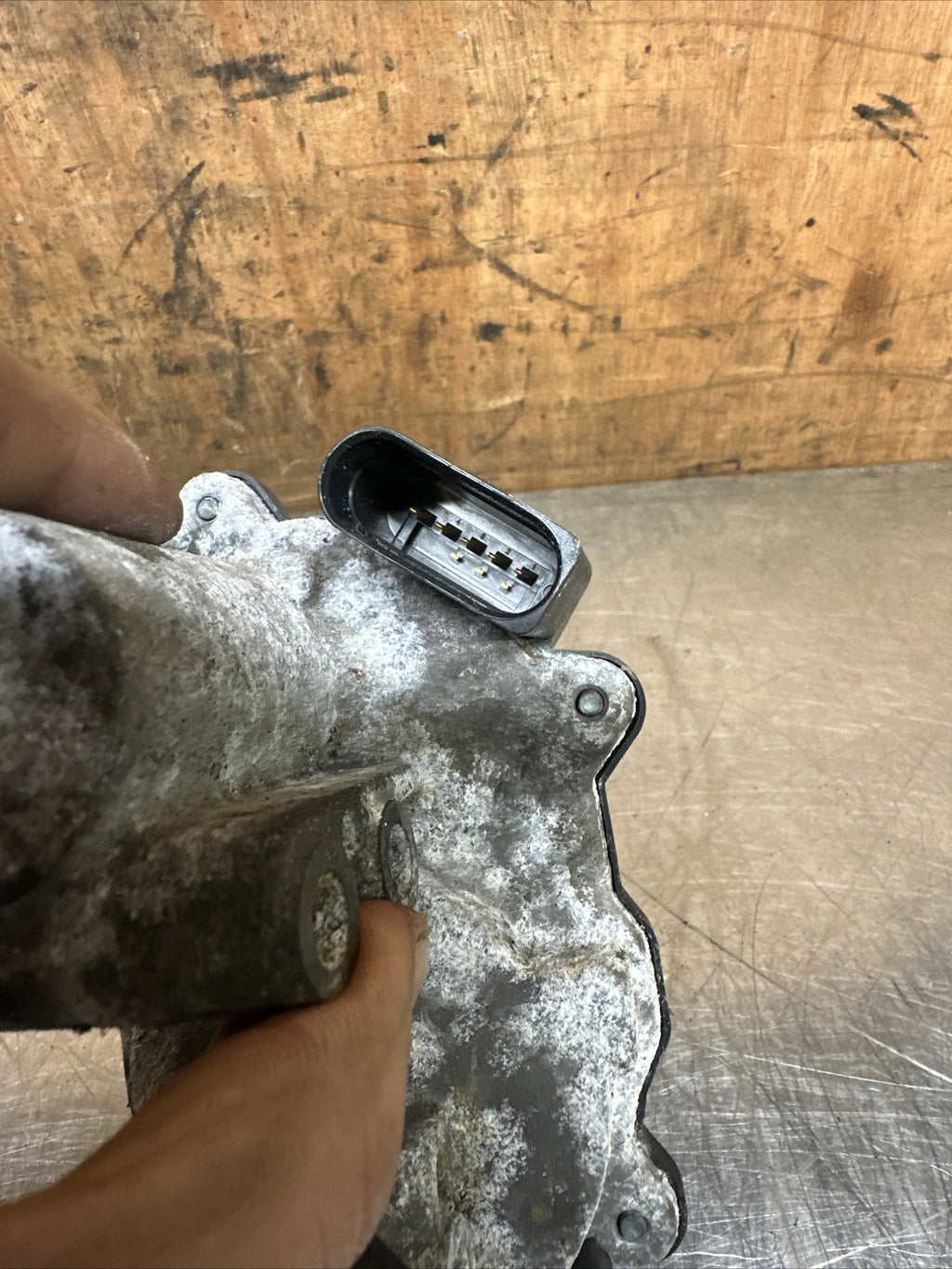 06F133482B 2008 AUDI TT 2.0 FSI INTAKE MANIFOLD FLAP ACTUATOR MOTOR #187