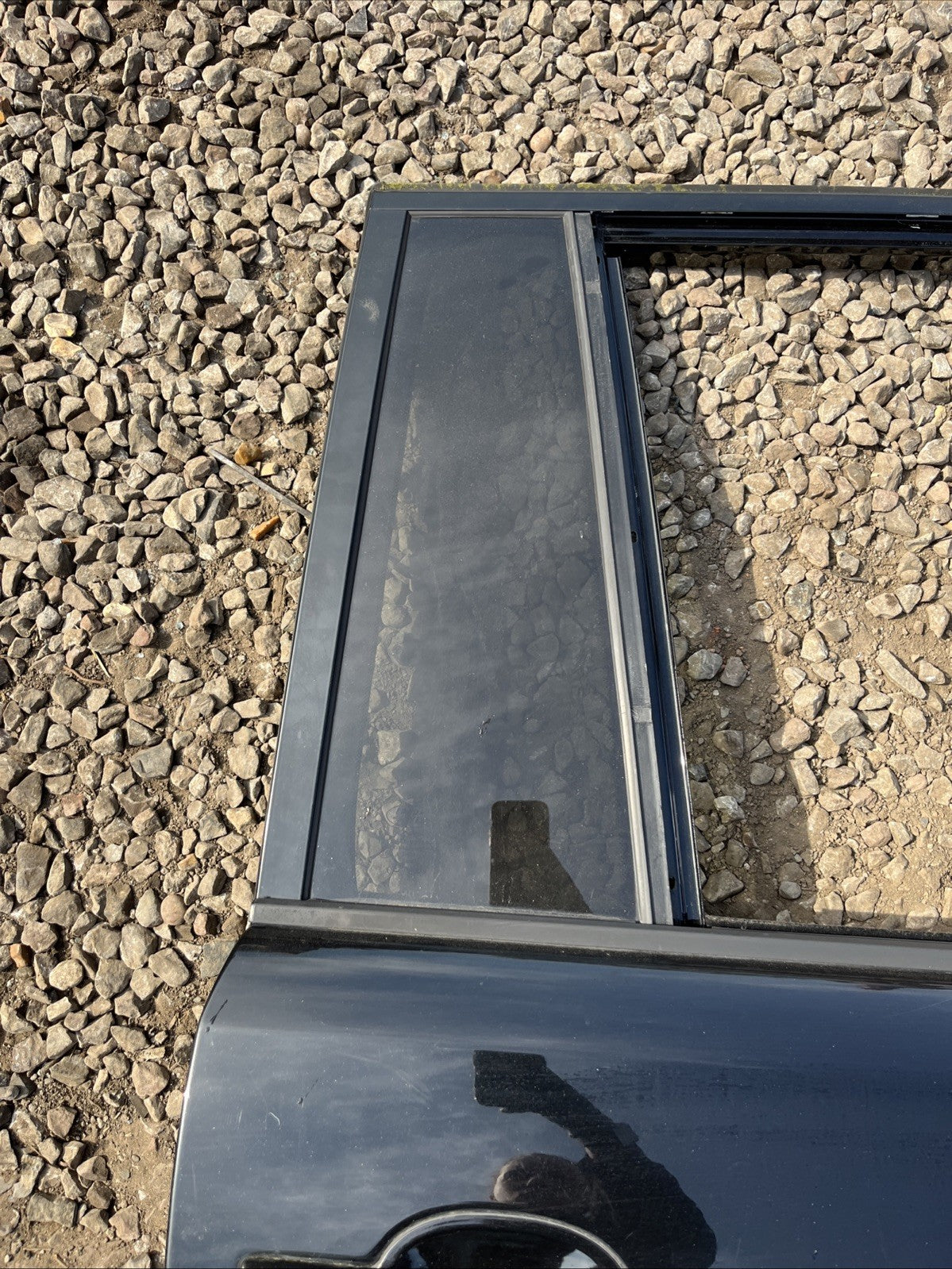 2004 Range Rover L322 Vogue Rear Drivers Door Complete, 0 Rust
