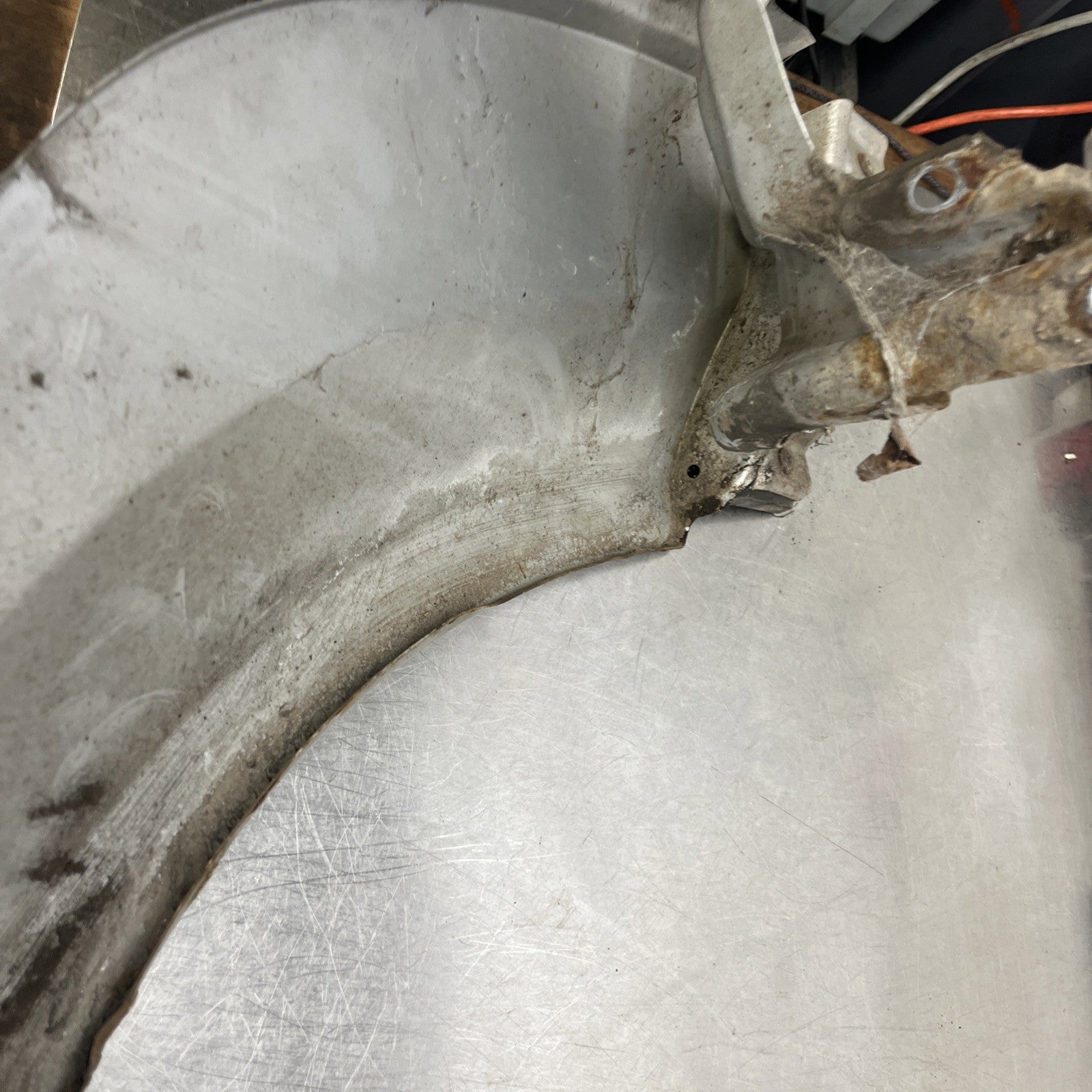 AUDI TT MK1 8N 98-06 OFF LEFT SIDE FRONT WING FENDER QUATER PANEL SILVER LY7W