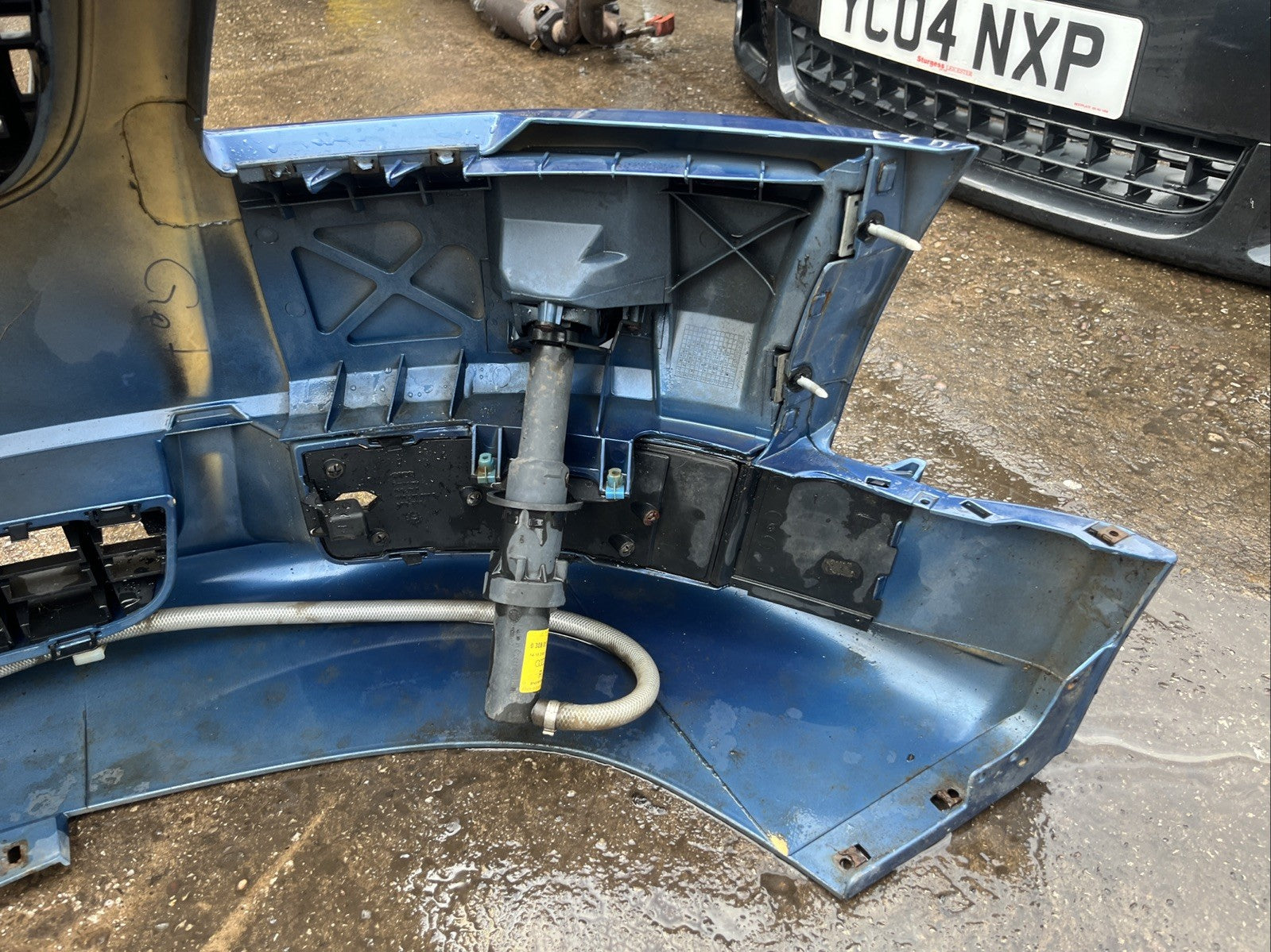 AUDI TT 8n mk1 3.2 V6 COMPLETE FRONT BUMPER + GRILLS WASHER JETS Mauritius Blue