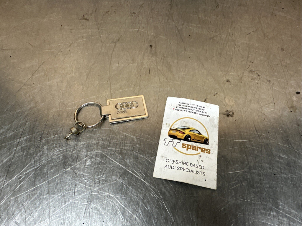 For Audi TT TTS TTRS Mk1 8N MK2 8J Mk3 8S Key Ring SILVER TT Logo