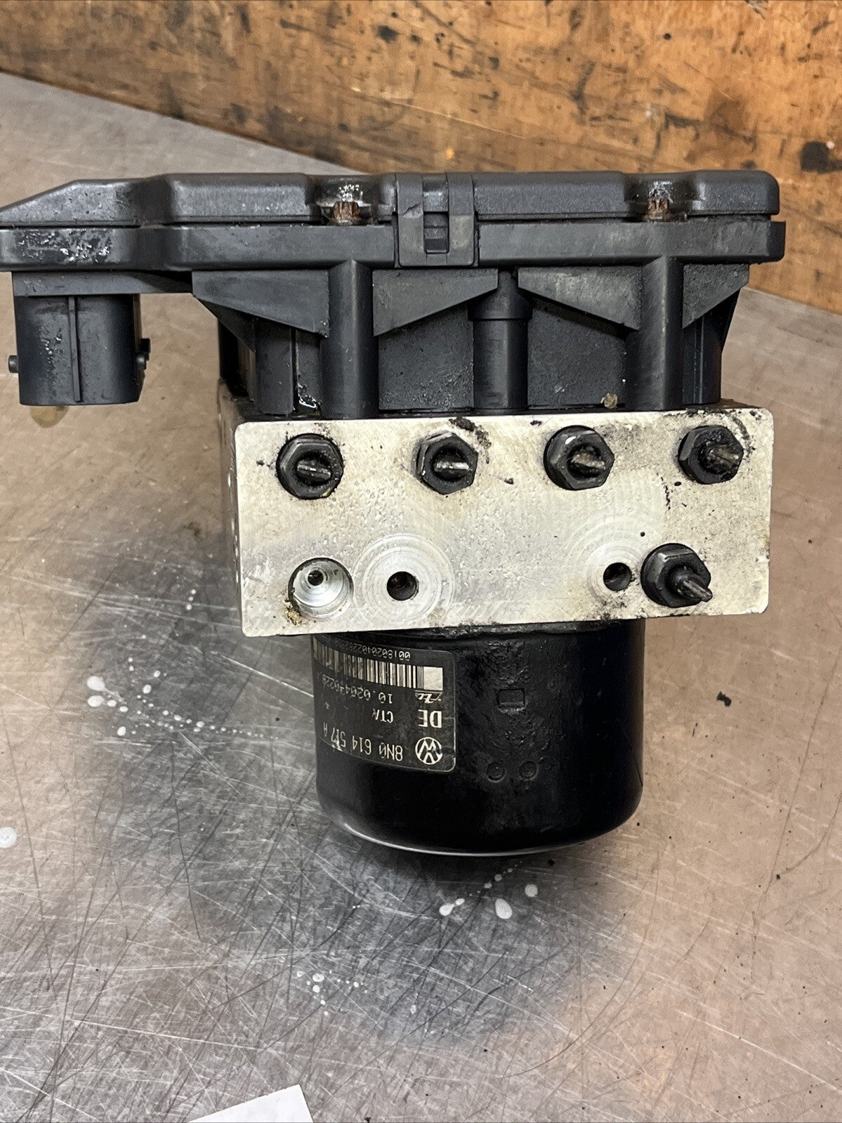 Audi TT S3 8N ABS Pump Controller ECU Control Unit 8N0614517A 8N0907379E