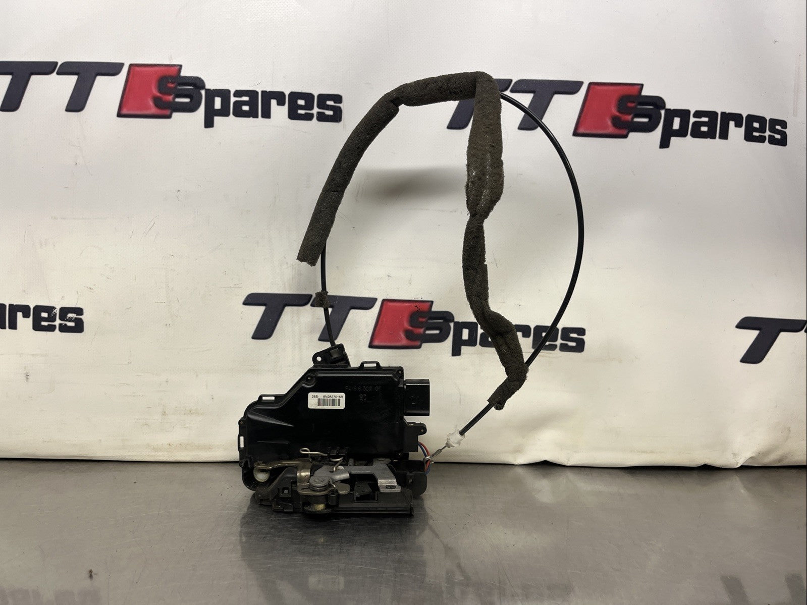 AUDI TT MK1 DRIVERS SIDE FRONT RIGHT DOOR LOCK LATCH MECHANISM