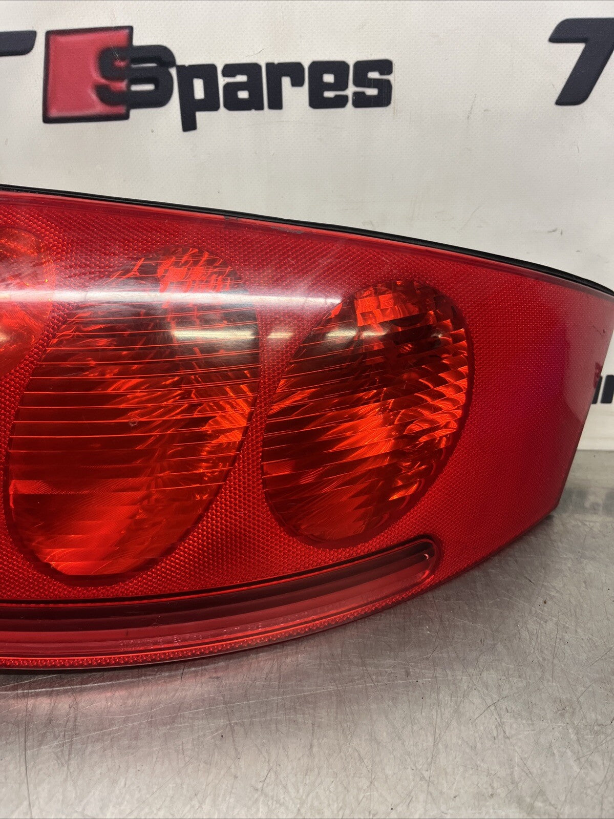 2000 AUDI TT 1.8T MK1 QUATTRO MK1 (8N) DRIVERS SIDE REAR LIGHT