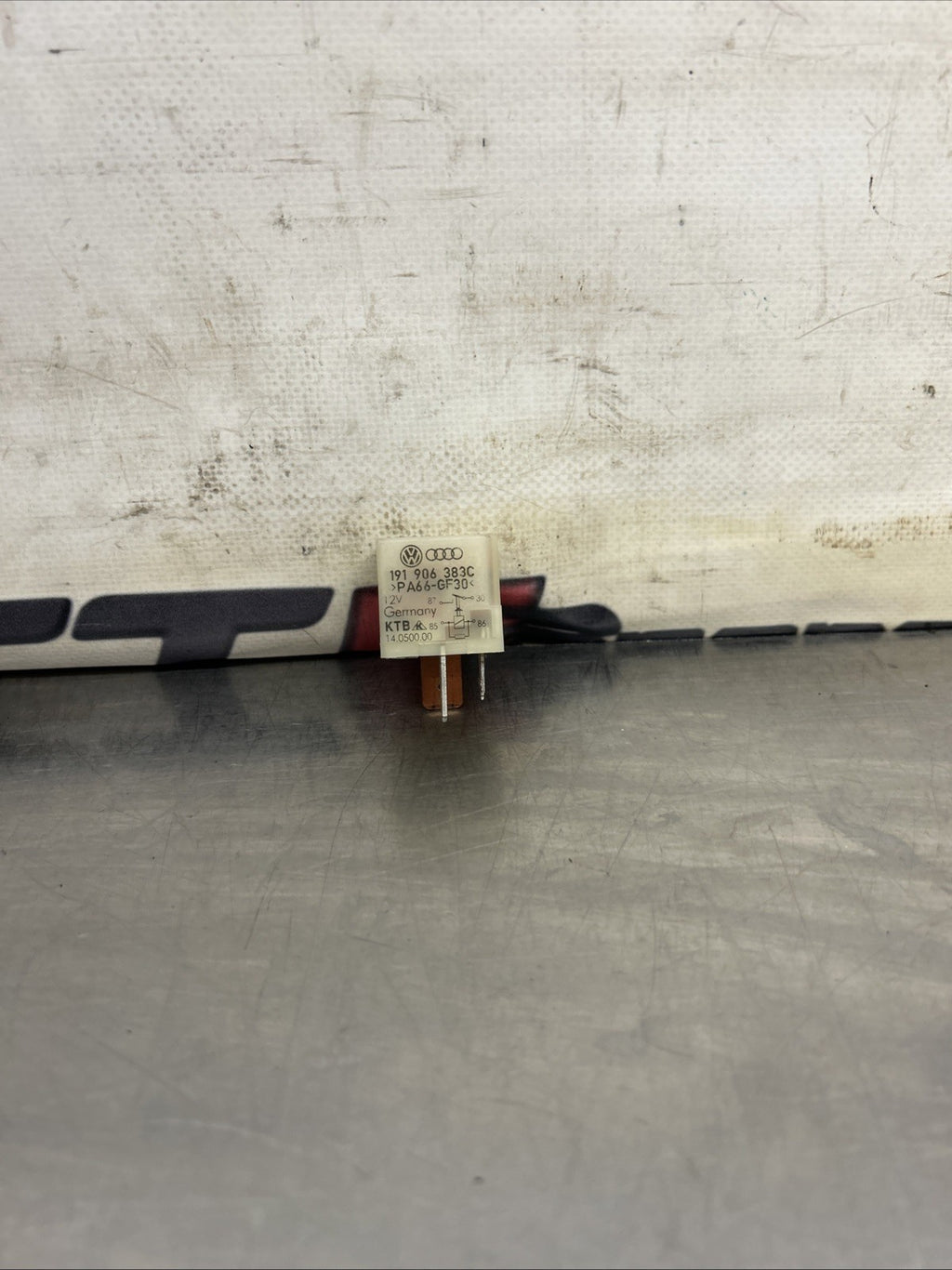 FUEL PUMP RELAY VW GOLF MK2 MK3 CORRADO no 167 C193