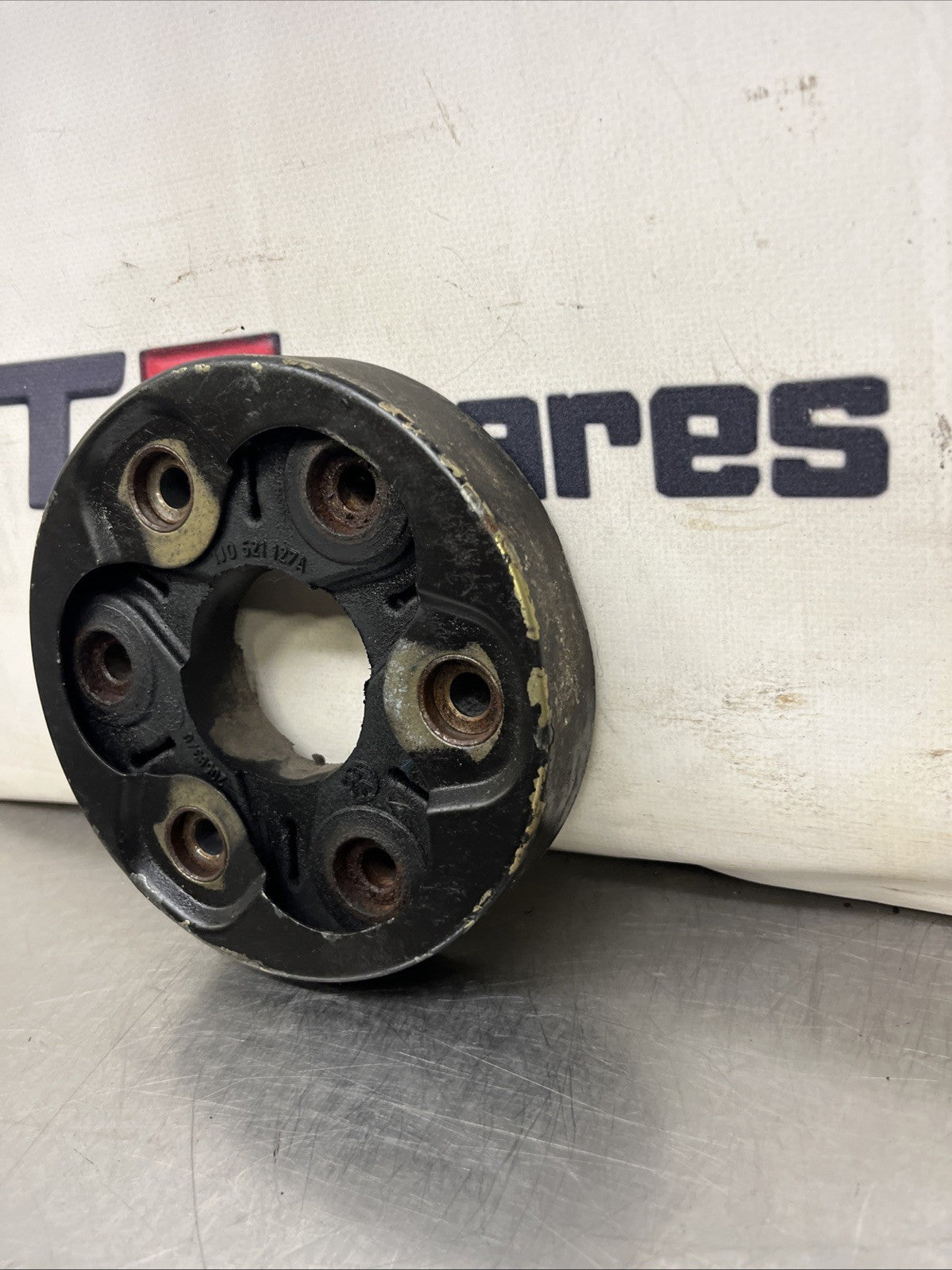 Audi TT 8N 98-06 MK1 225 Quattro 1.8T front propshaft rubber doughnut 1J0521127A