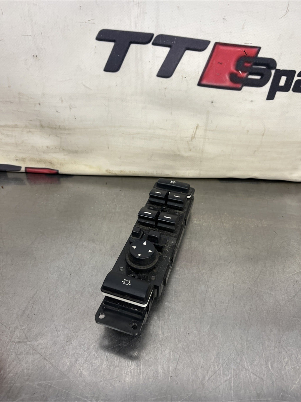 2011 RANGE ROVER L322 DRIVERS WINDOW SWITCH PACK. AH4214540CB Black