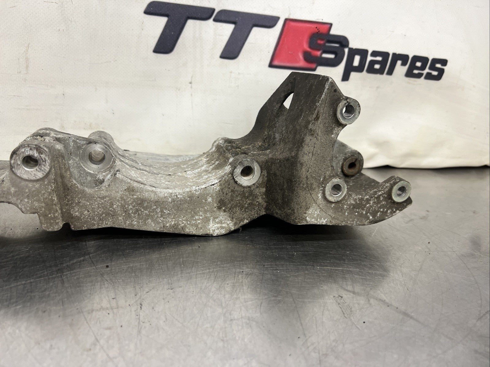 Audi TT Mk1 98-06 8N 1.8T Auxiliary Ancillaries Bracket 06A903143P Alternator AC