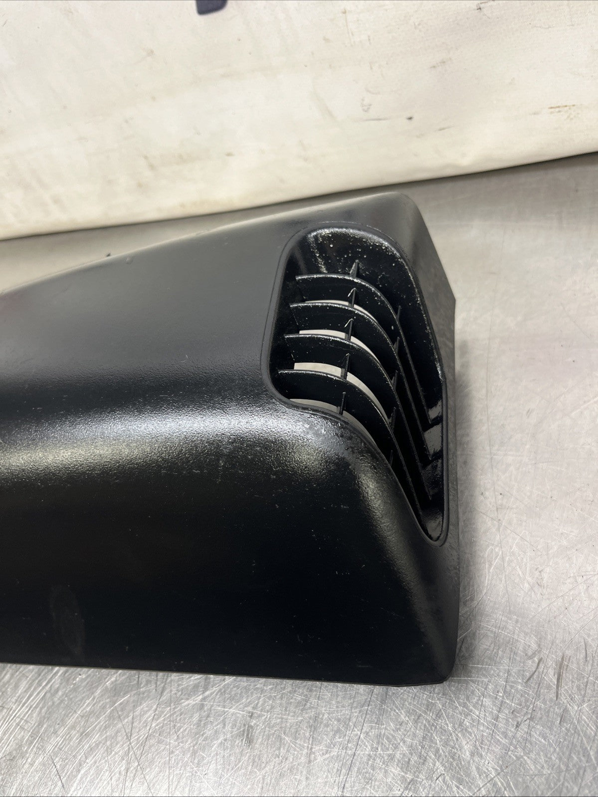 Range Rover Vogue L322 Center Console Rear Air Vent Cover