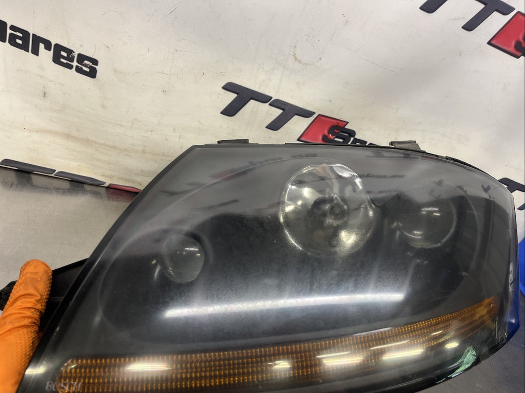 Audi TT Mk1 8N Nearside / Passenger Side Halogen Headlight 8N0941003AR Used 0860