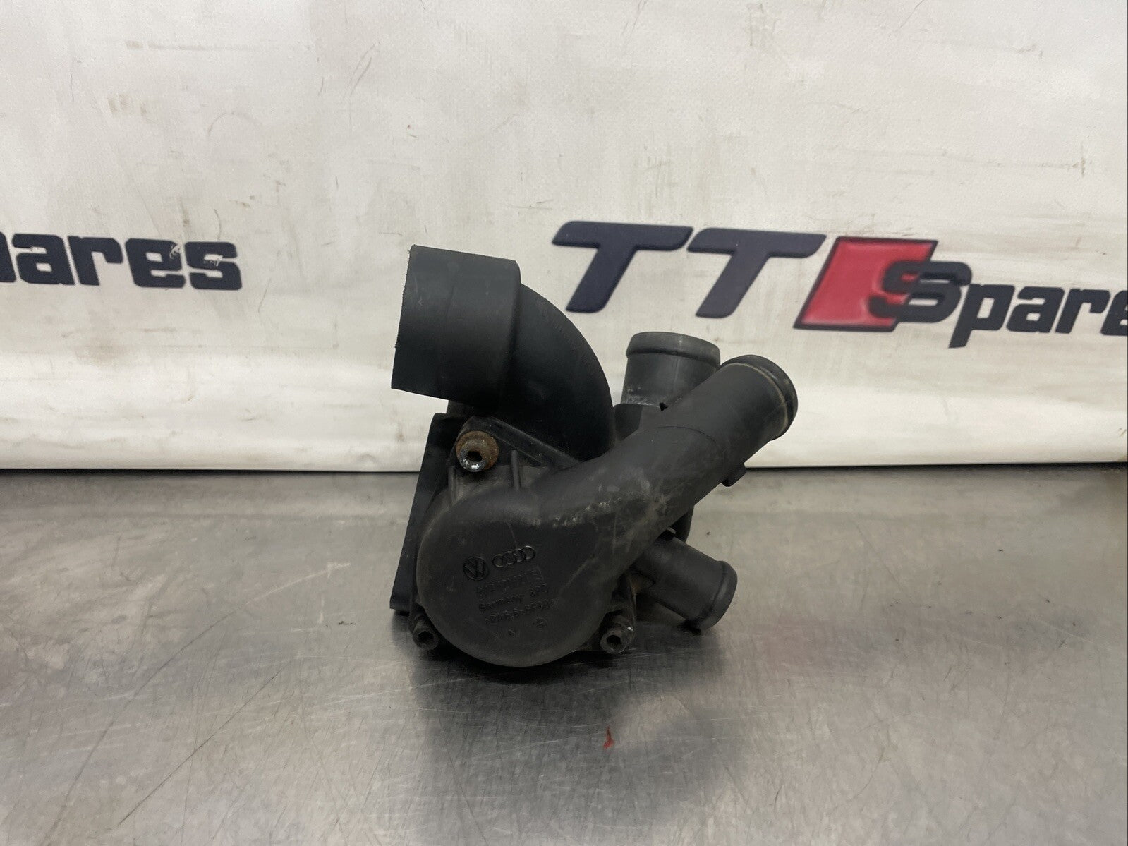 VW OEM MK4 Thermostat Housing Golf Bora V5 V6 R32 TT 3.2 - 022121117C -ALL PARTS