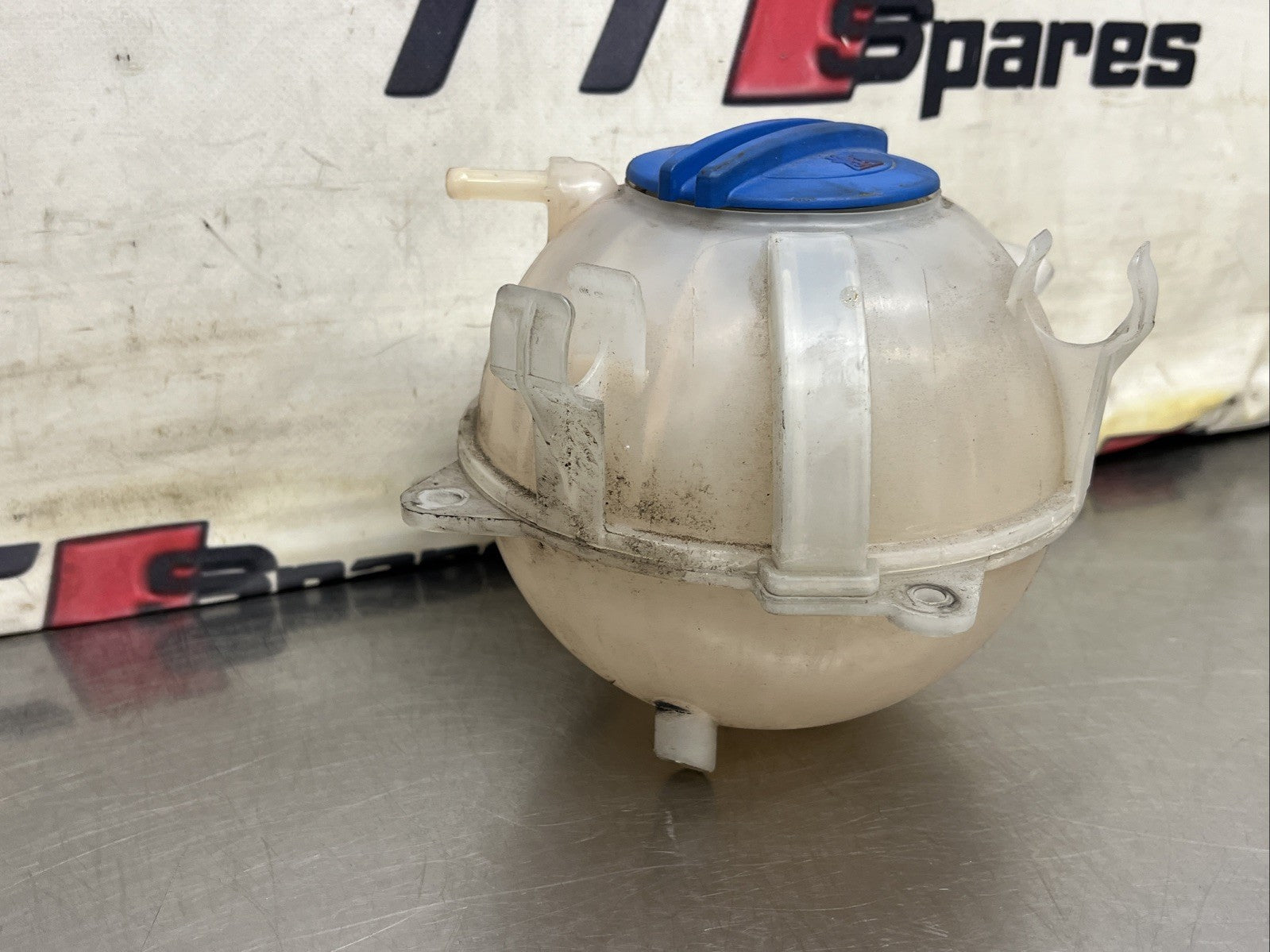 AUDI A3 / TT / Q3 2003-18 COOLANT EXPANSION HEADER TANK BOTTLE & CAP 1K0121407A