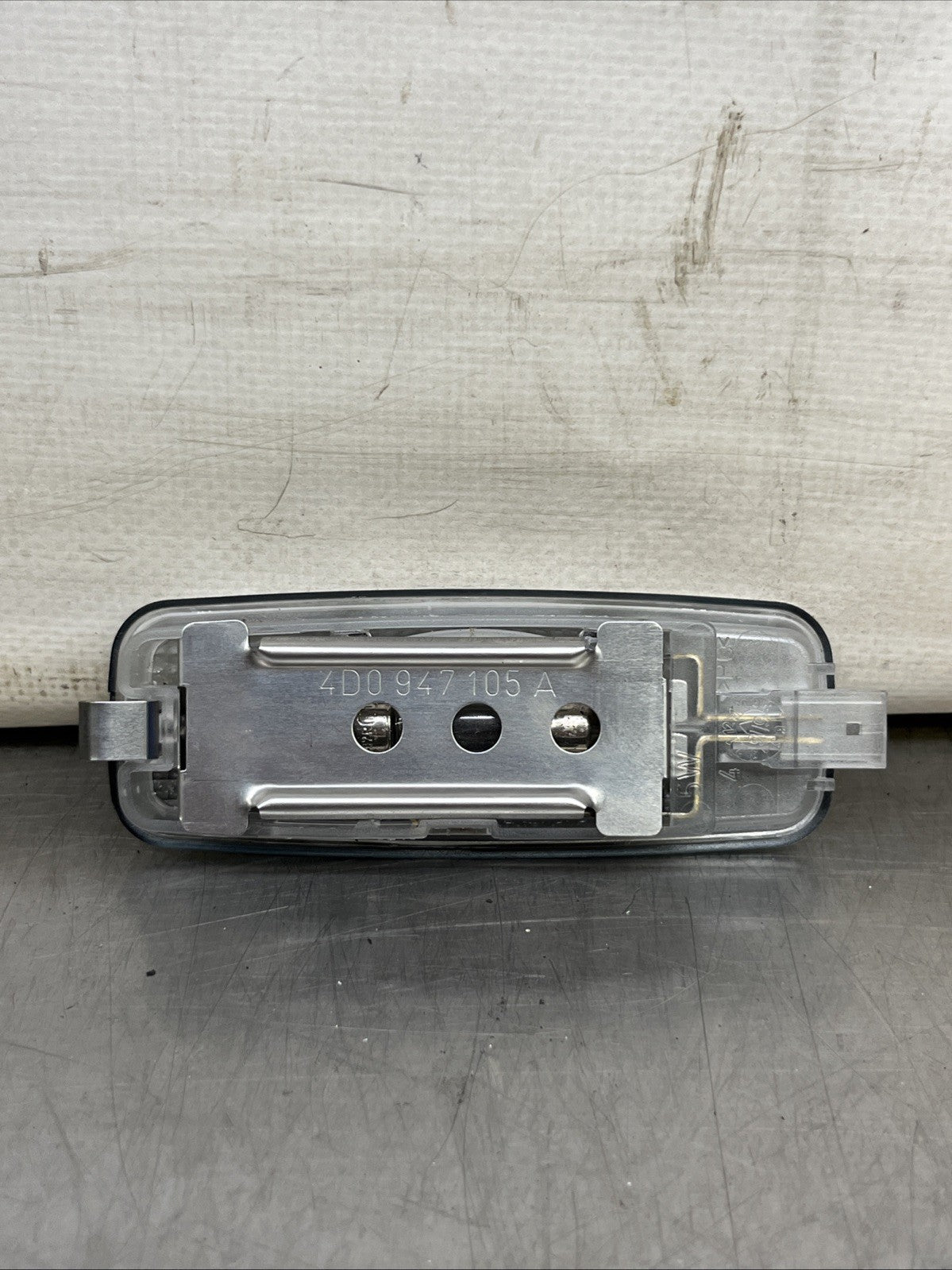 AUDI TT MK1 A3 8P A4 B7 A6 C6 A8 D3 SUN VISOR LIGHT SINGLE X1 4D0947105A GENUINE
