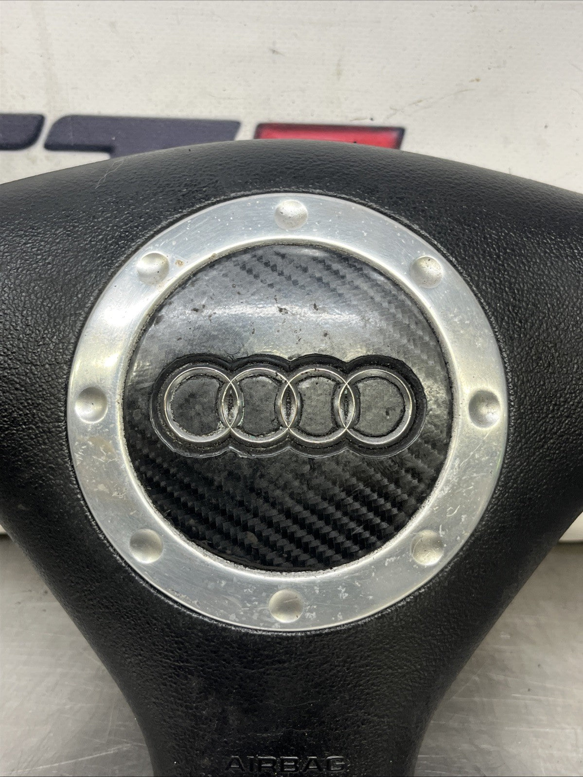 AUDI TT Mk1 (8N) 1999-2006 Steering Wheel airbag RHD 8N0880201G carbon Fibre