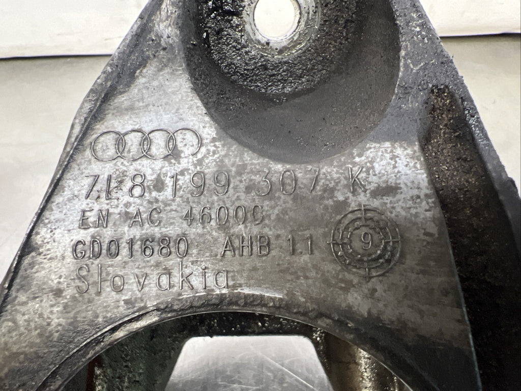 2012 Audi Q7 3.0 V6 Diesel CRC. Engine Mount/Bracket 7L8199307K 75K
