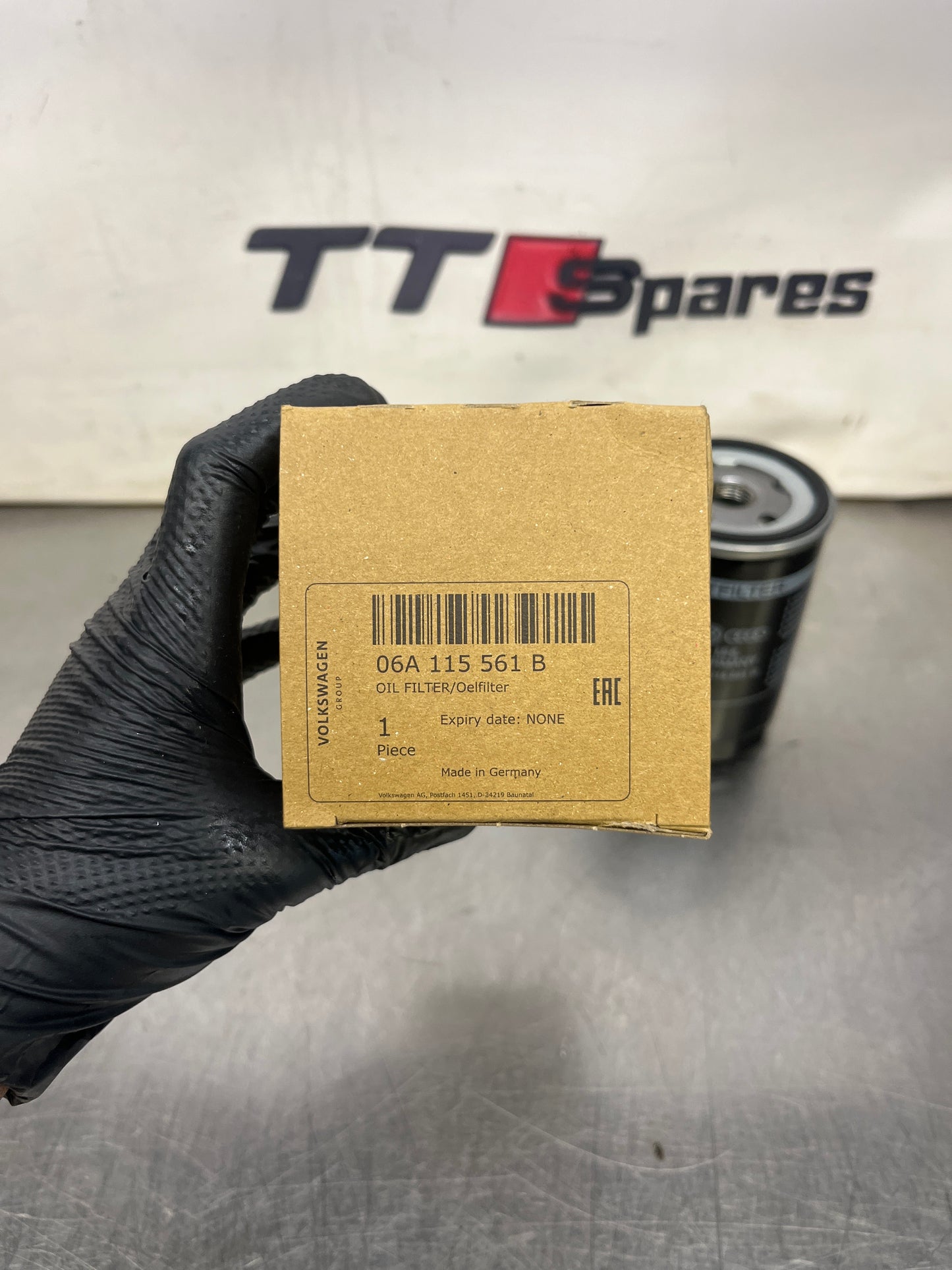 Audi / VW Genuine OIL FILTER AUDI AUDI 06A115561B