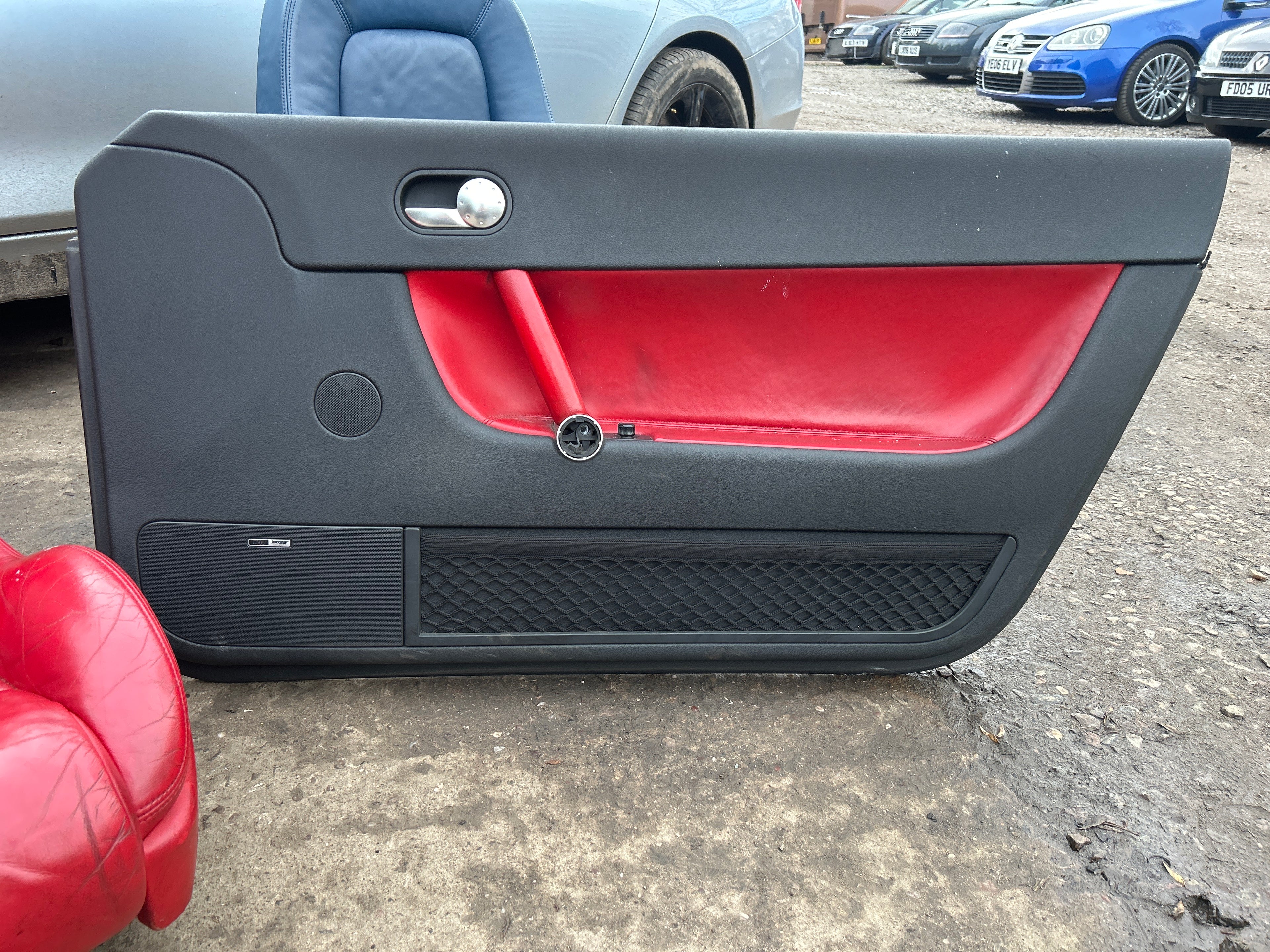 Audi TT MK1 Red front seats & Door cards