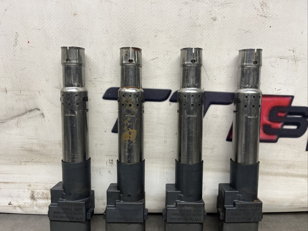 Audi TT V6 Quattro 2004 3.2 petrol ignition coil pack x4 set 0986221051 GENUINE