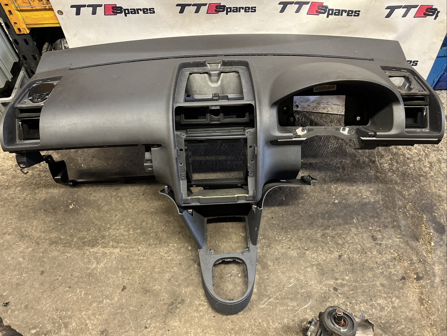 VW Touran V3 Complete Dash Conversion In Dark Grey For Caddy 2K / MK3 Upgrade