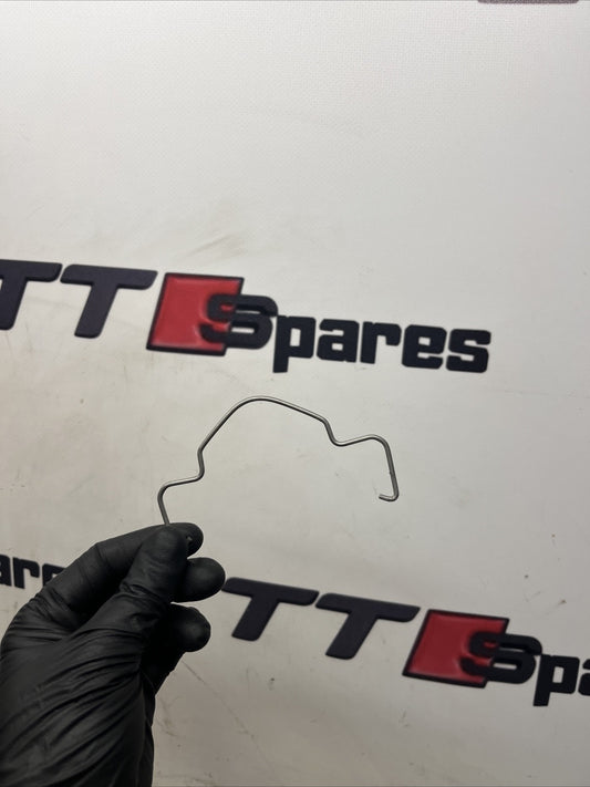 Audi TT MK1 98-06 8N Headlight Rear Back Cover Retaining Wire Clip Fixing