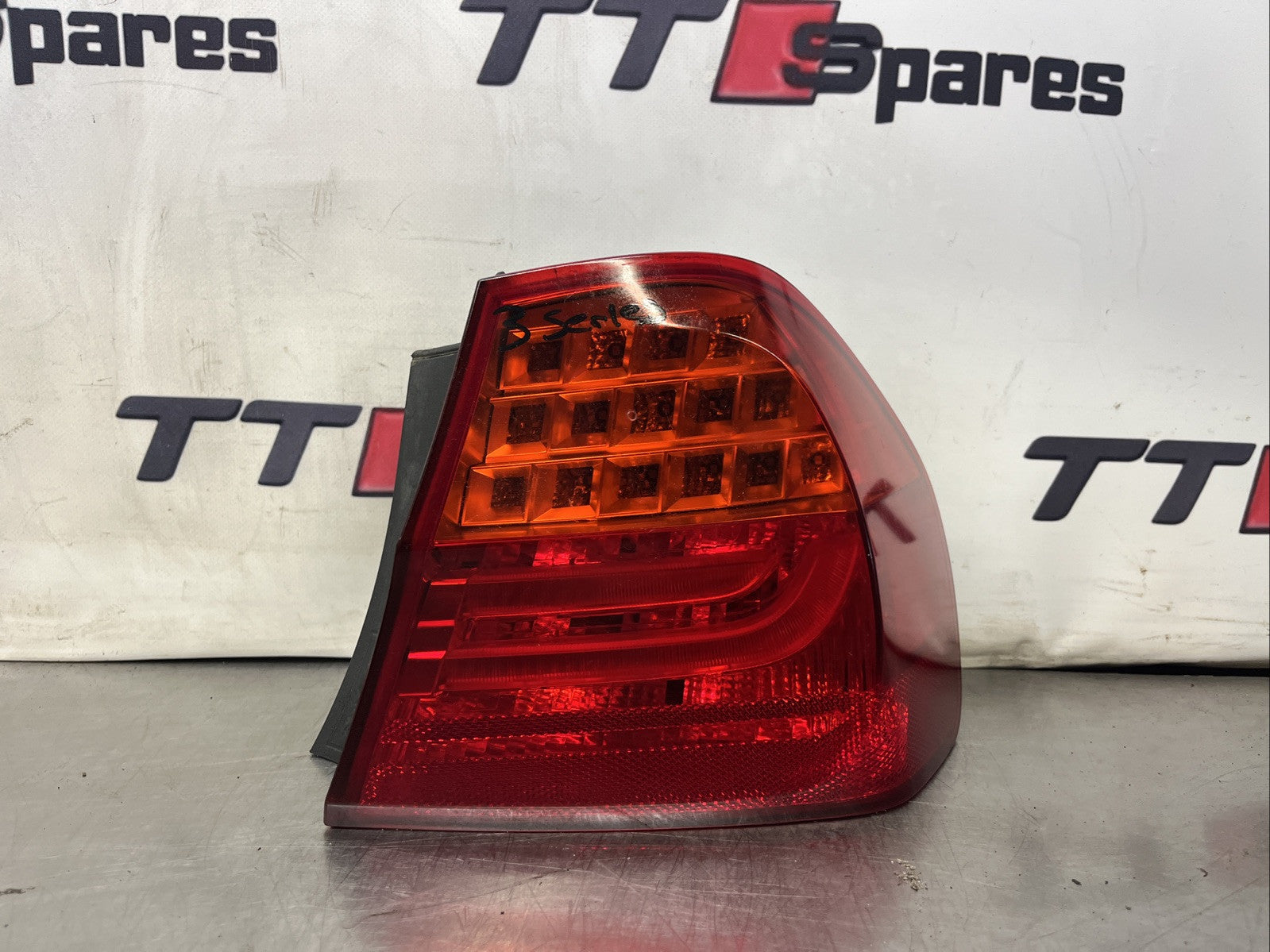 BMW 7289431 Rear Right LED Light for 3 Series E91